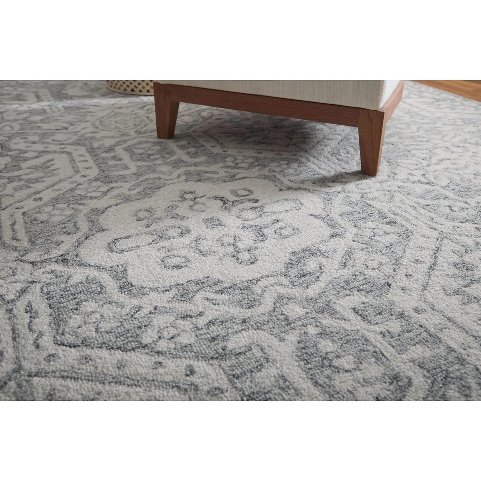 Feizy Belfort 8A27F Traditional Geometric Rug in Gray/White - Image 2