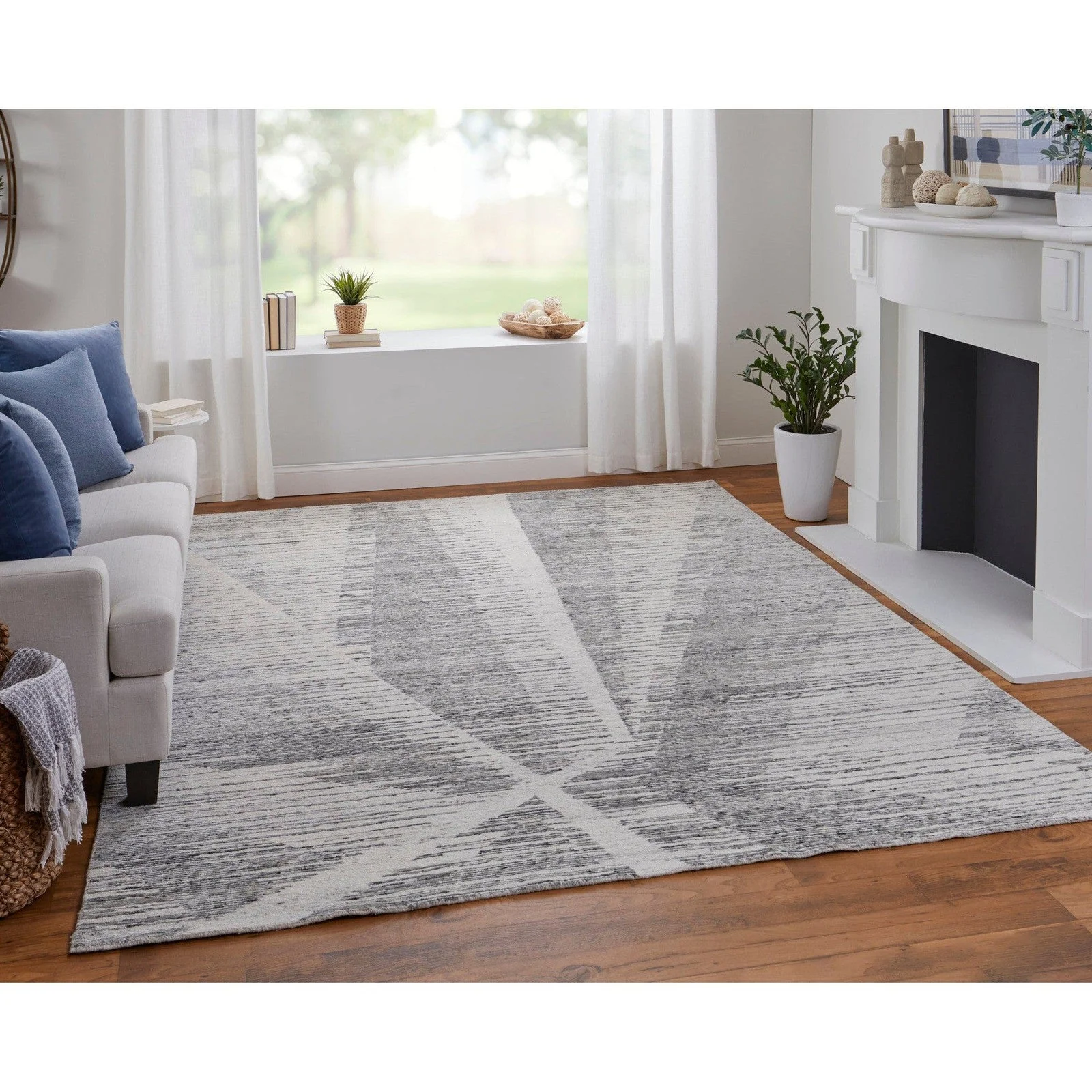 Feizy Brighton 69CHF Modern Abstract in Ivory/Gray - Image 4