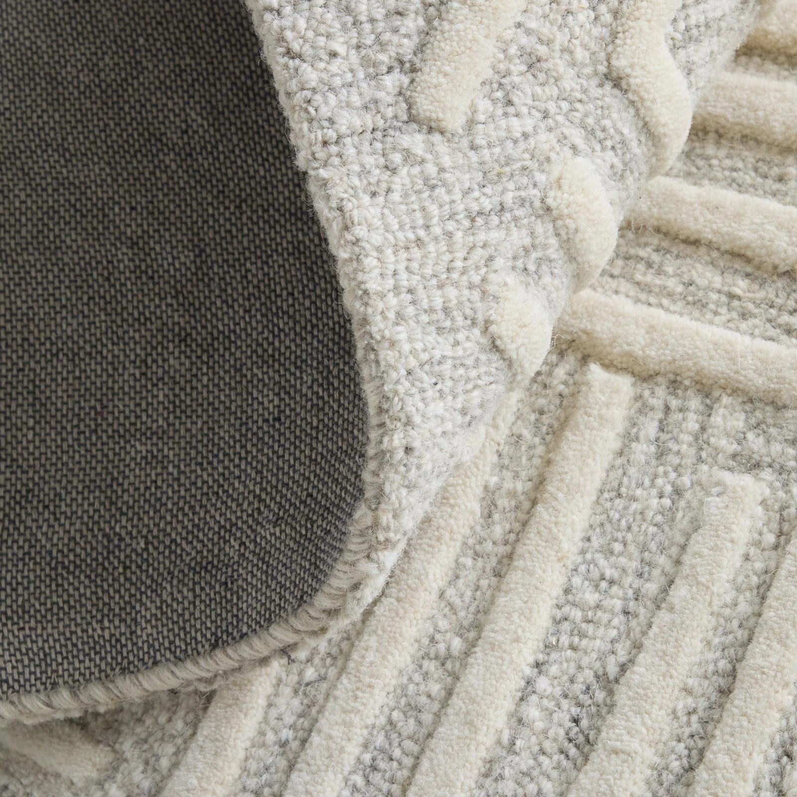 Feizy Enzo 8737F Transitional Geometric Rug in Tan/Ivory - Image 8