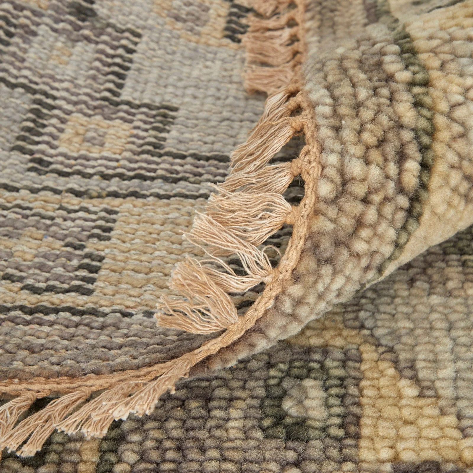 Feizy Fillmore 6943F Traditional Diamond Rug in Brown/Gray - Image 3