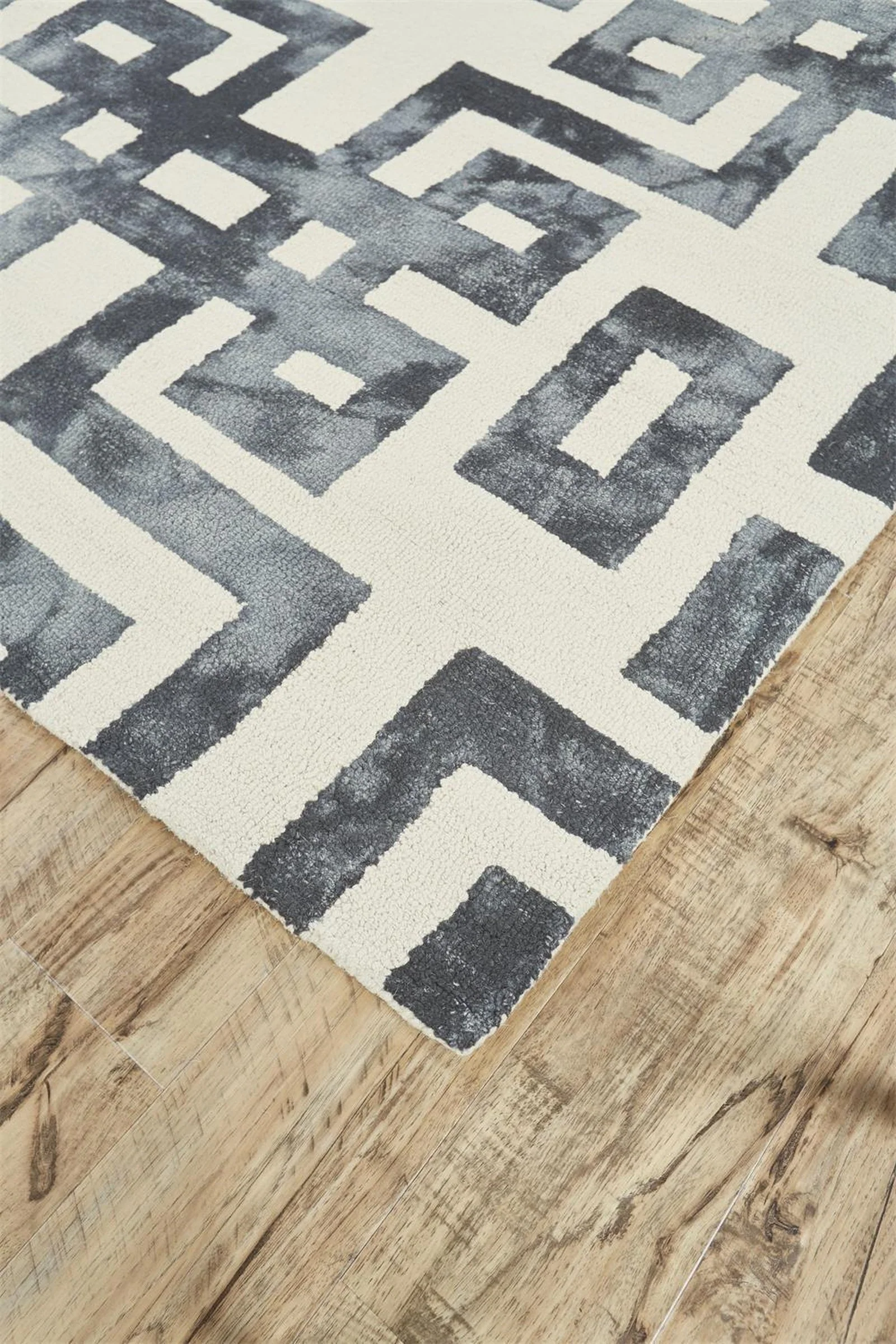 Feizy Lorrain 8568F Rug in Noir - Image 3