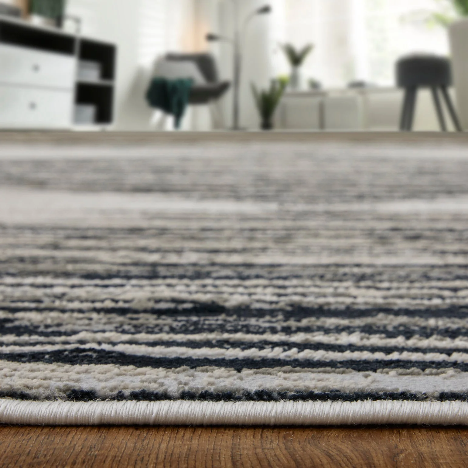 Feizy Micah 39LRF Modern Diamond Rug in Black/Silver/Taupe - Image 5