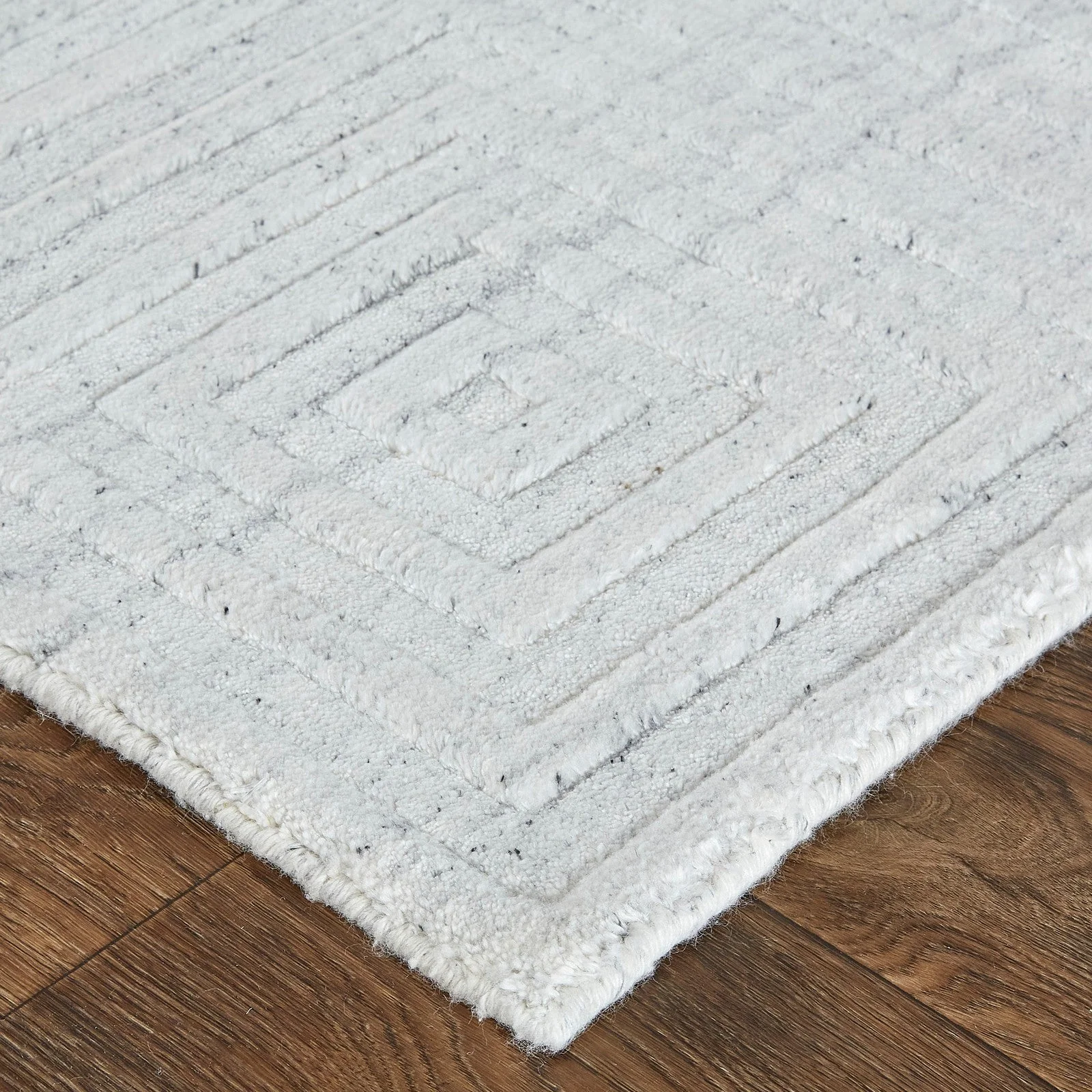 Feizy Redford 8670F Transitional Solid in White/Silver - Image 3