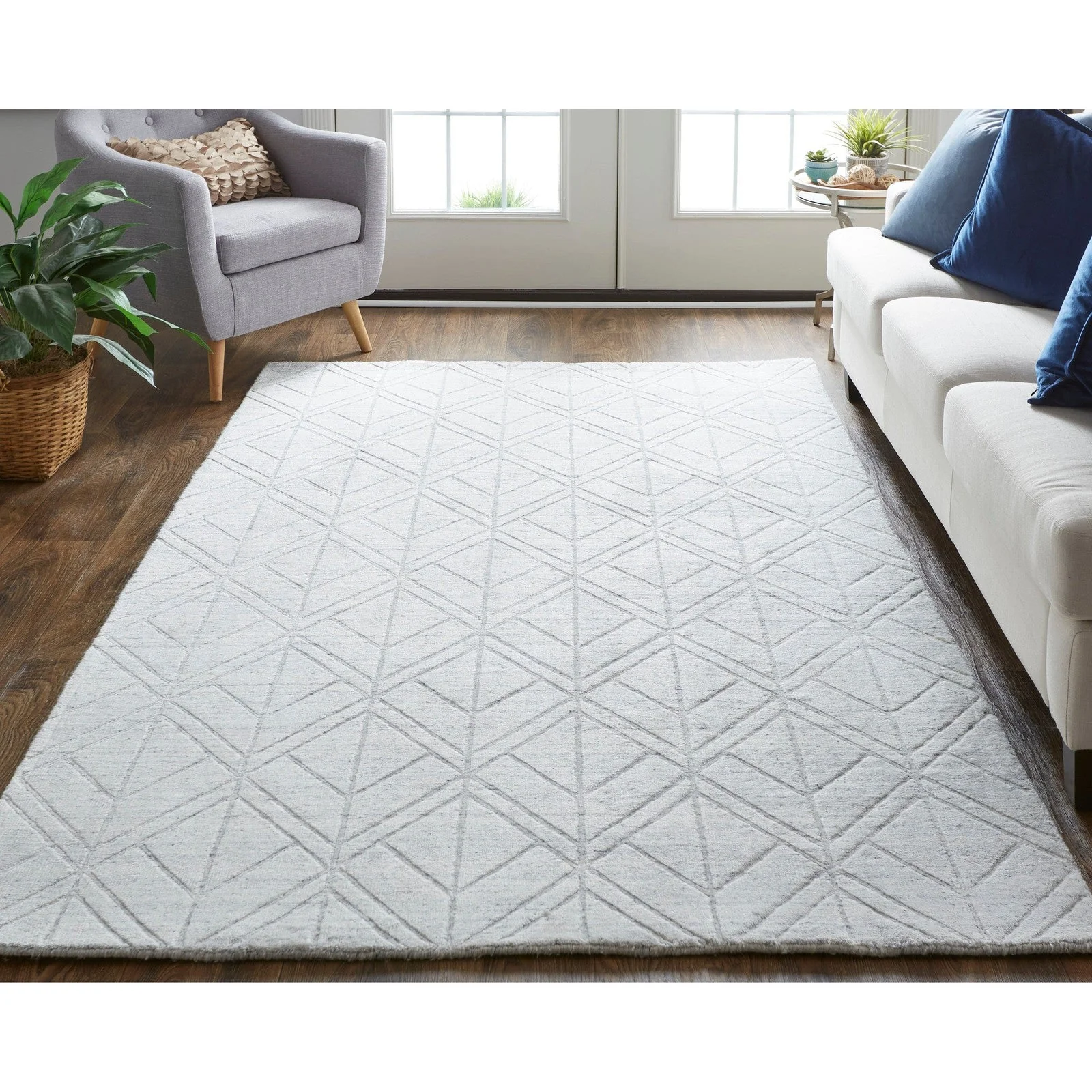 Feizy Redford 8847F Transitional Solid in White/Silver - Image 2