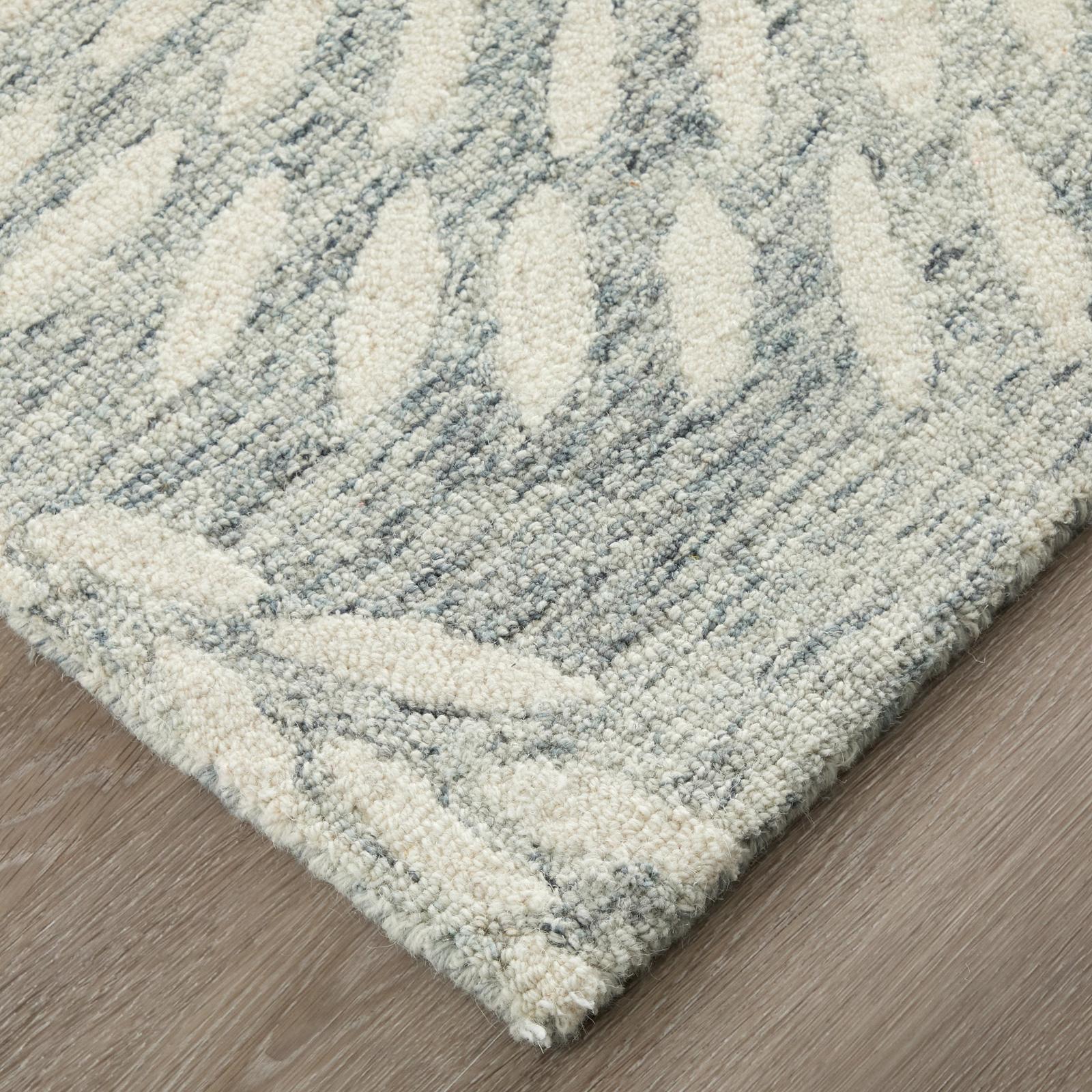 Feizy Wallace 8A38F Modern Floral & Botanical Rug in Gray/Ivory - Image 4