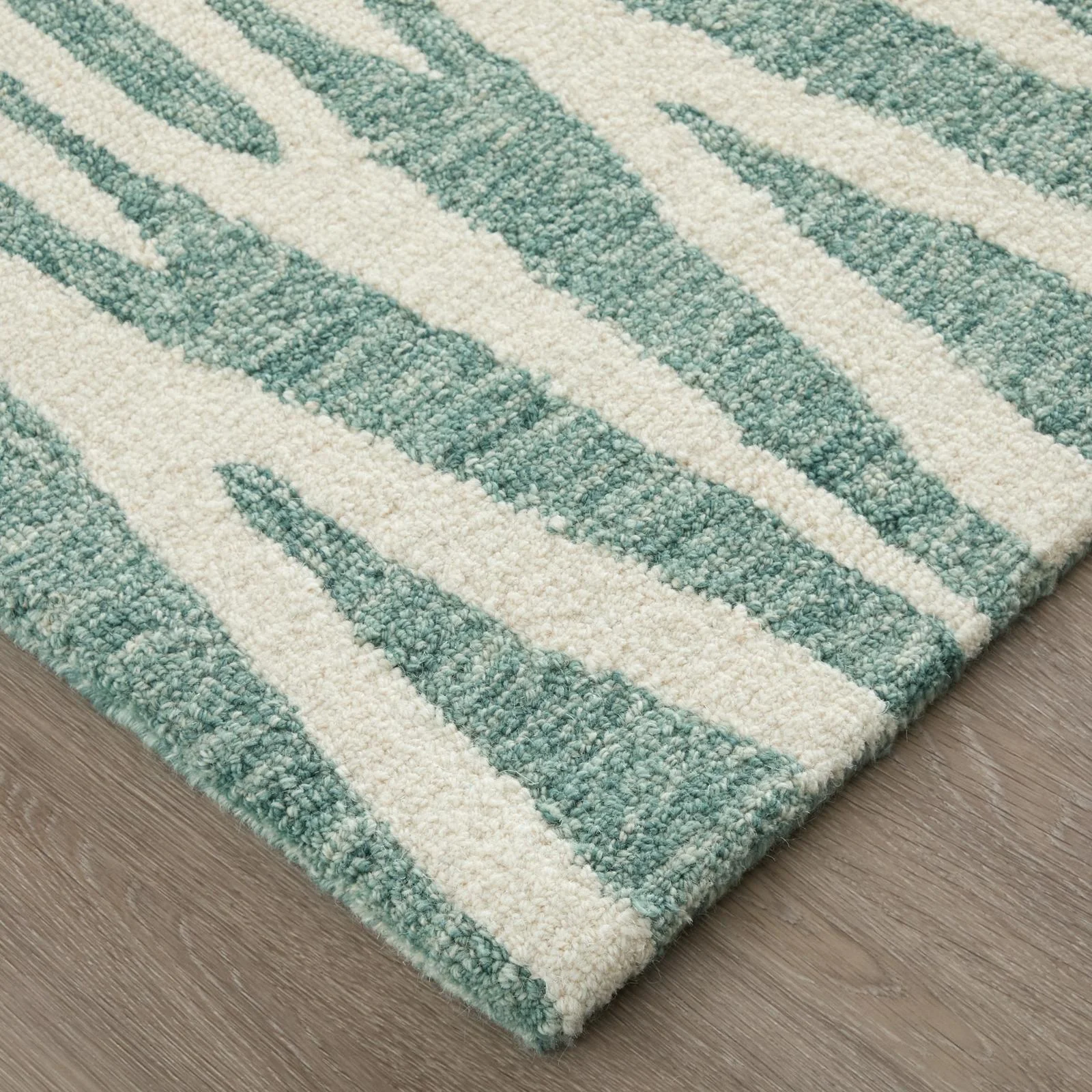 Feizy Wallace 8A40F Modern Chevron Rug in Blue/White - Image 4