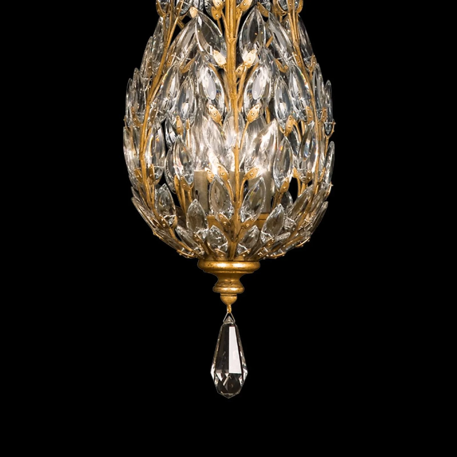 Fine Art Crystal Laurel 11" Round Pendant - Image 7