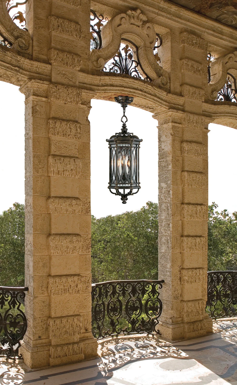 Fine Art Warwickshire 13" Outdoor Lantern - Image 2