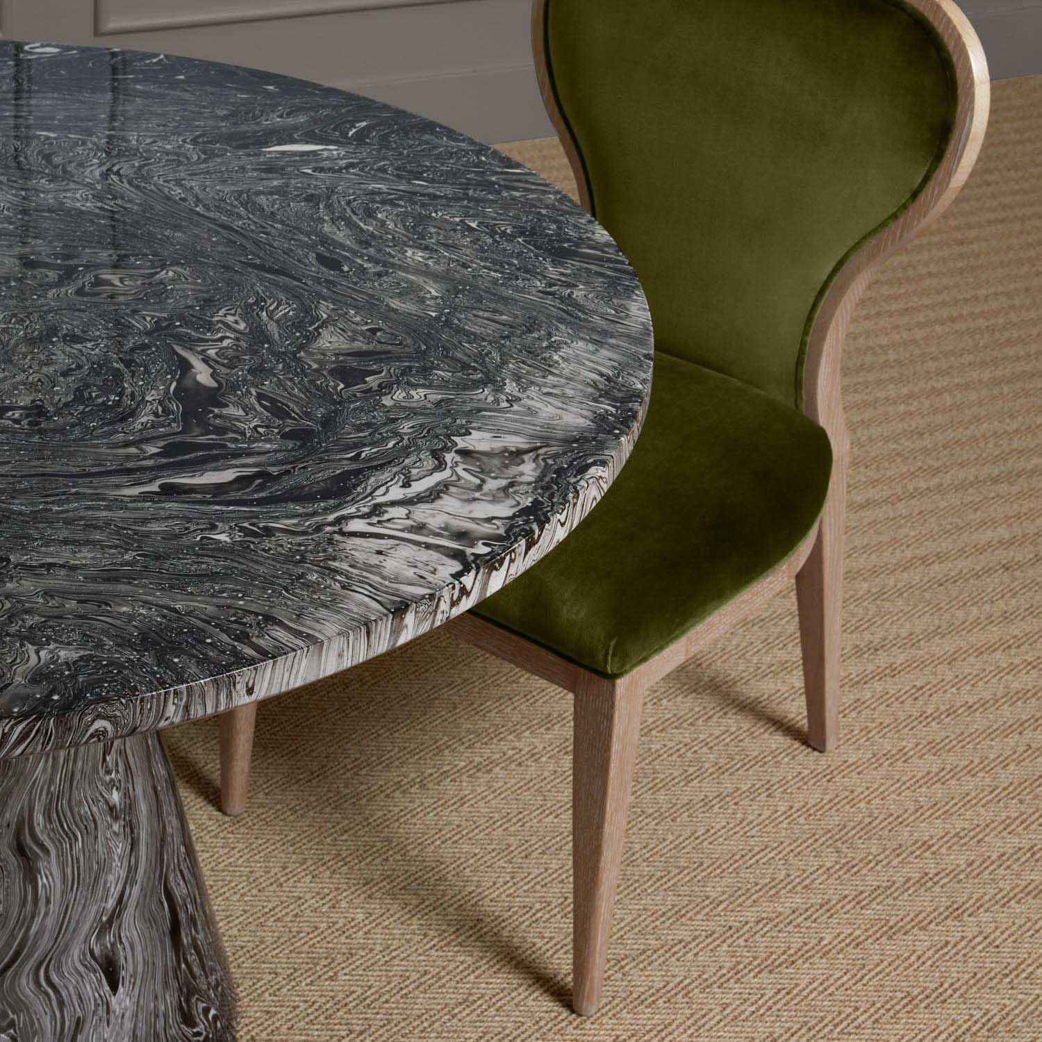 Giovanni Dining Table - Image 4