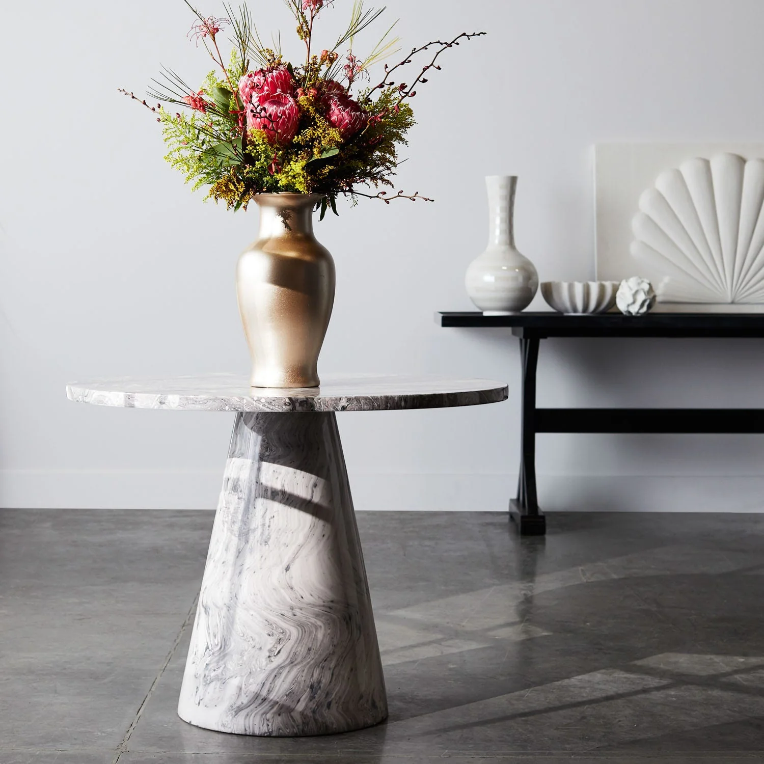 Giovanni Entry Table - Image 3