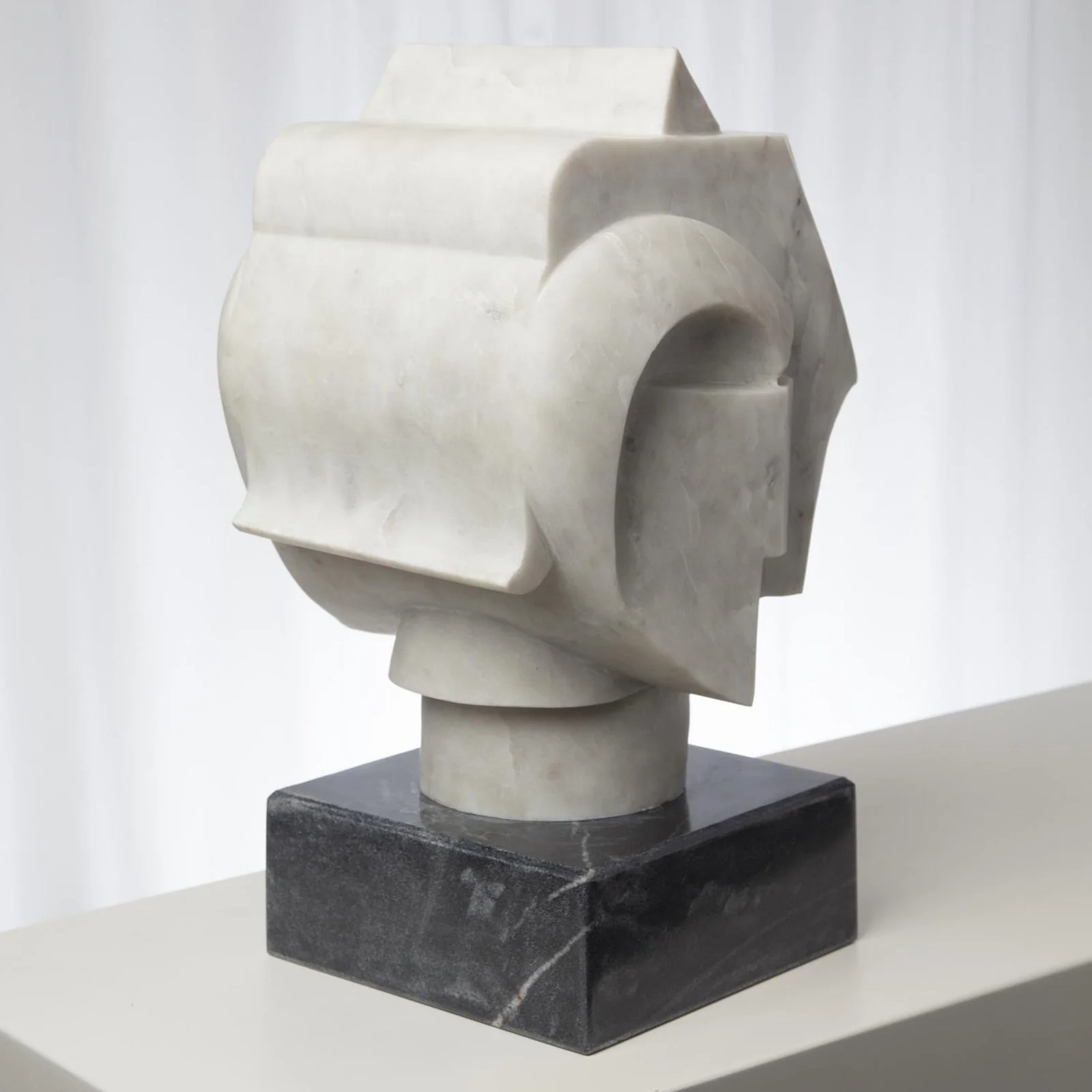 Global Views Abstract Bust - Image 3