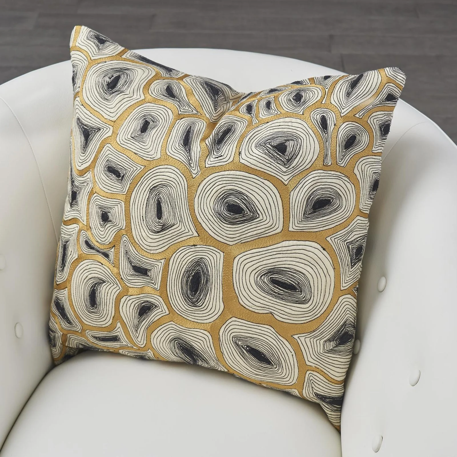 Global Views Agate Pillow-Black/Gold - Image 2