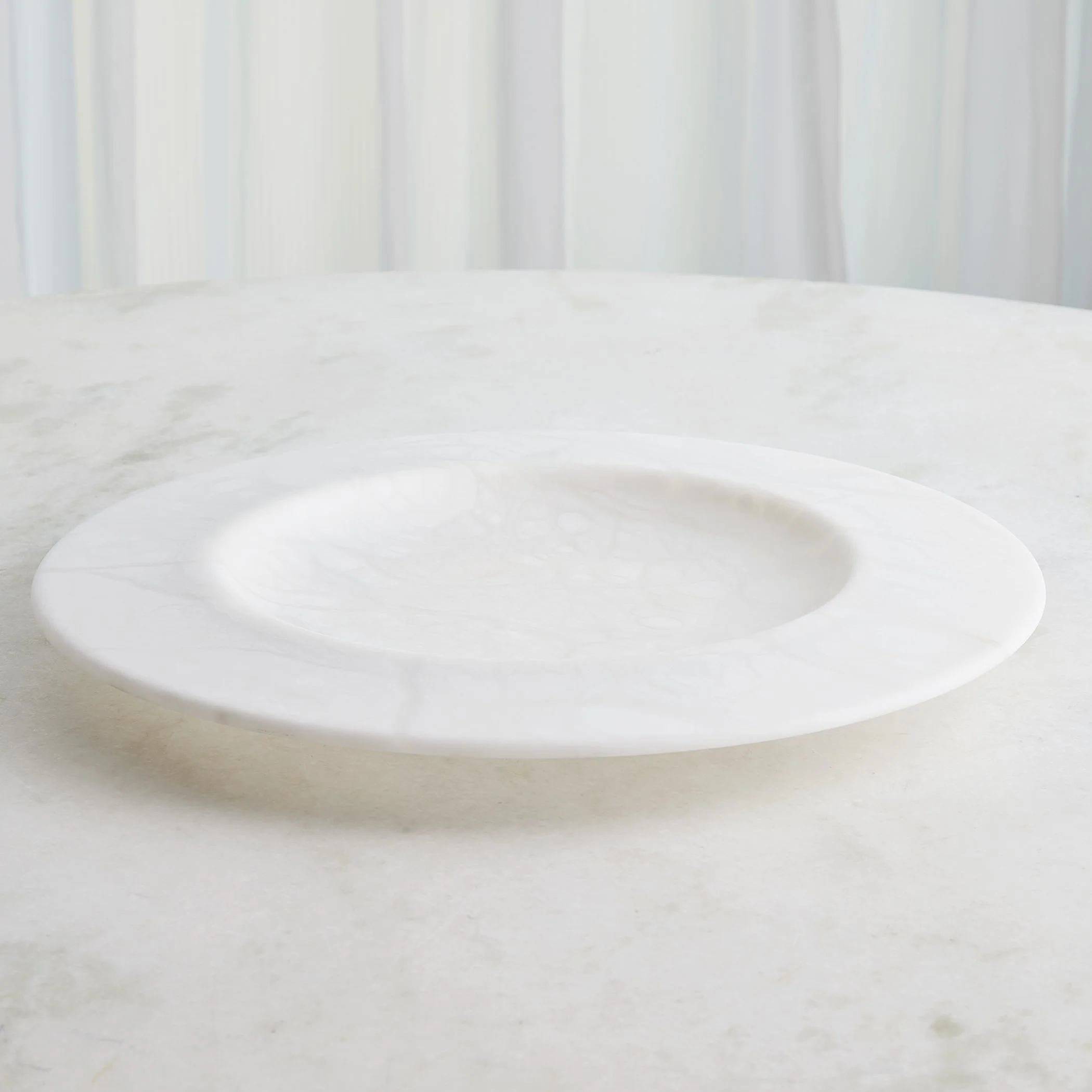 Global Views Alabaster Piatto - Image 3