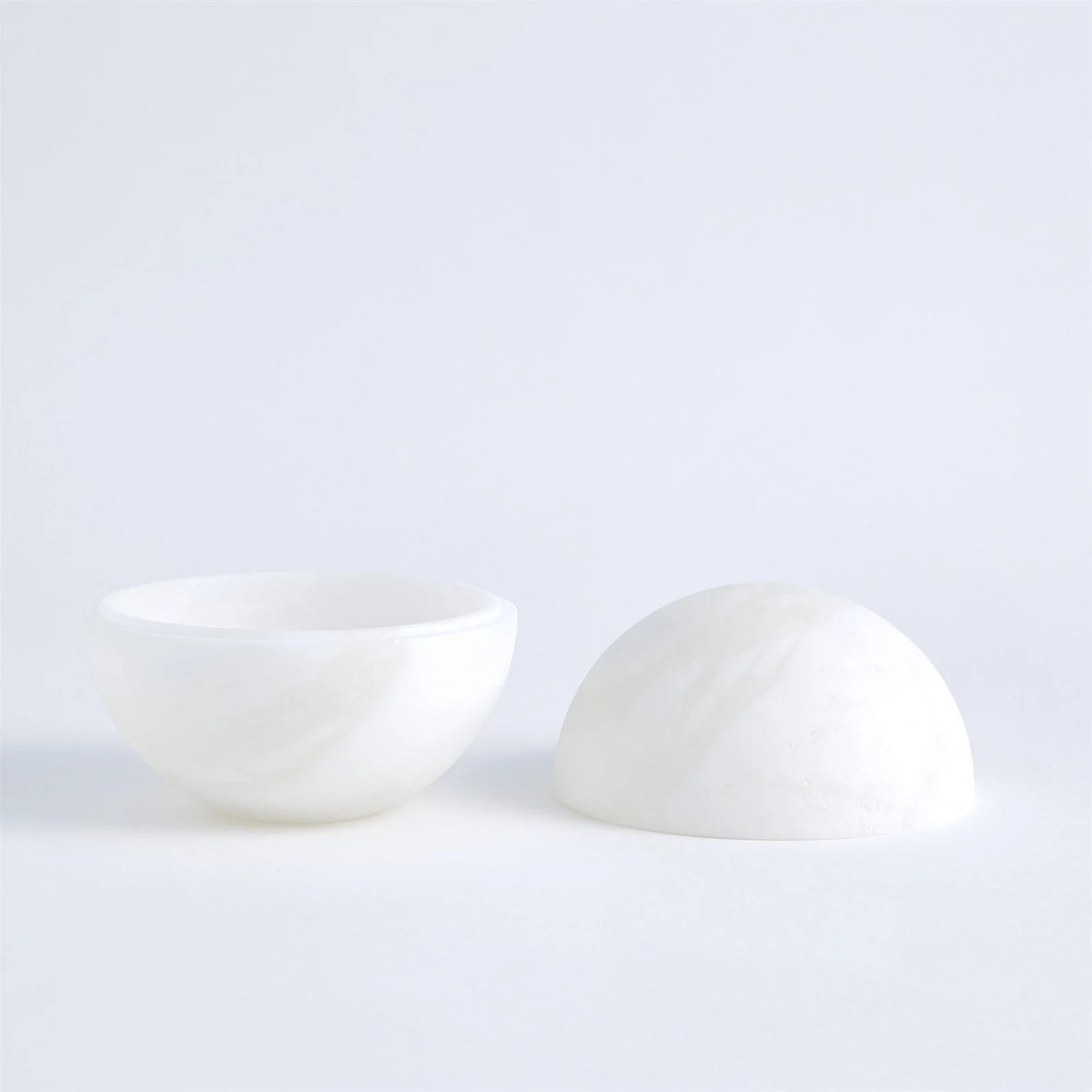 Global Views Alabaster Sphere Box White - Image 11