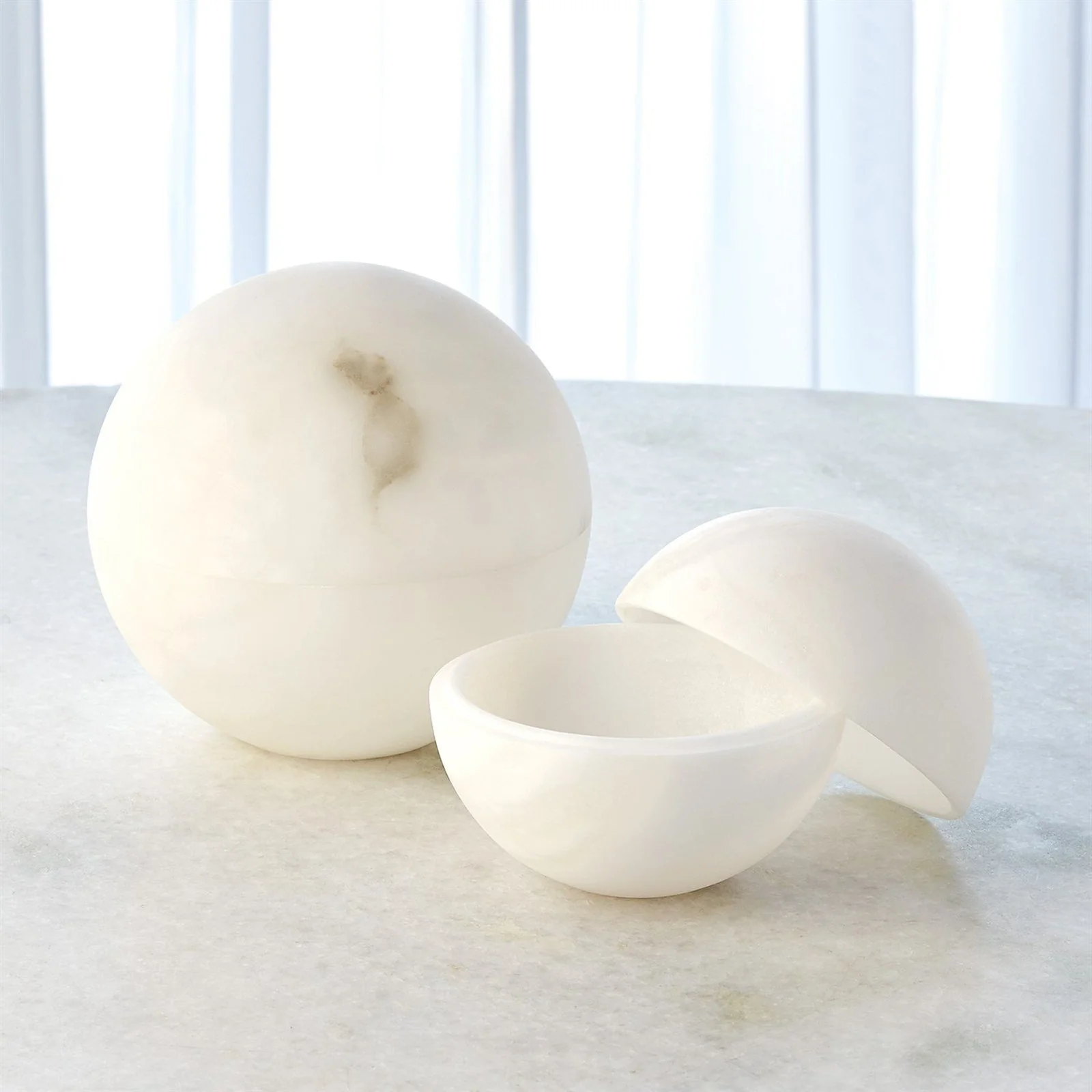 Global Views Alabaster Sphere Box White - Image 12