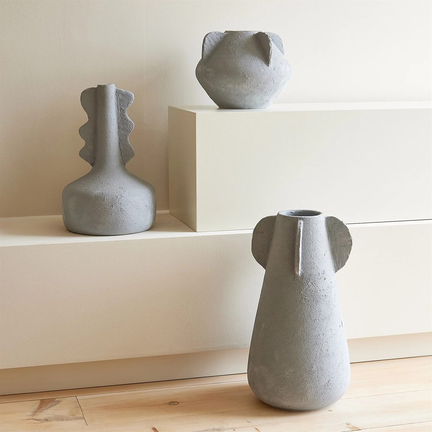 Global Views Anouar Vase - Image 8