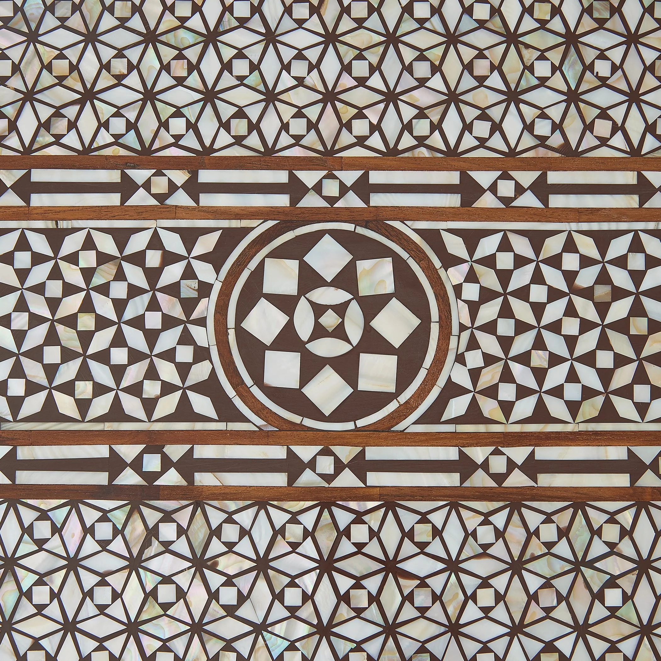 Global Views Aravalli Console - Image 4