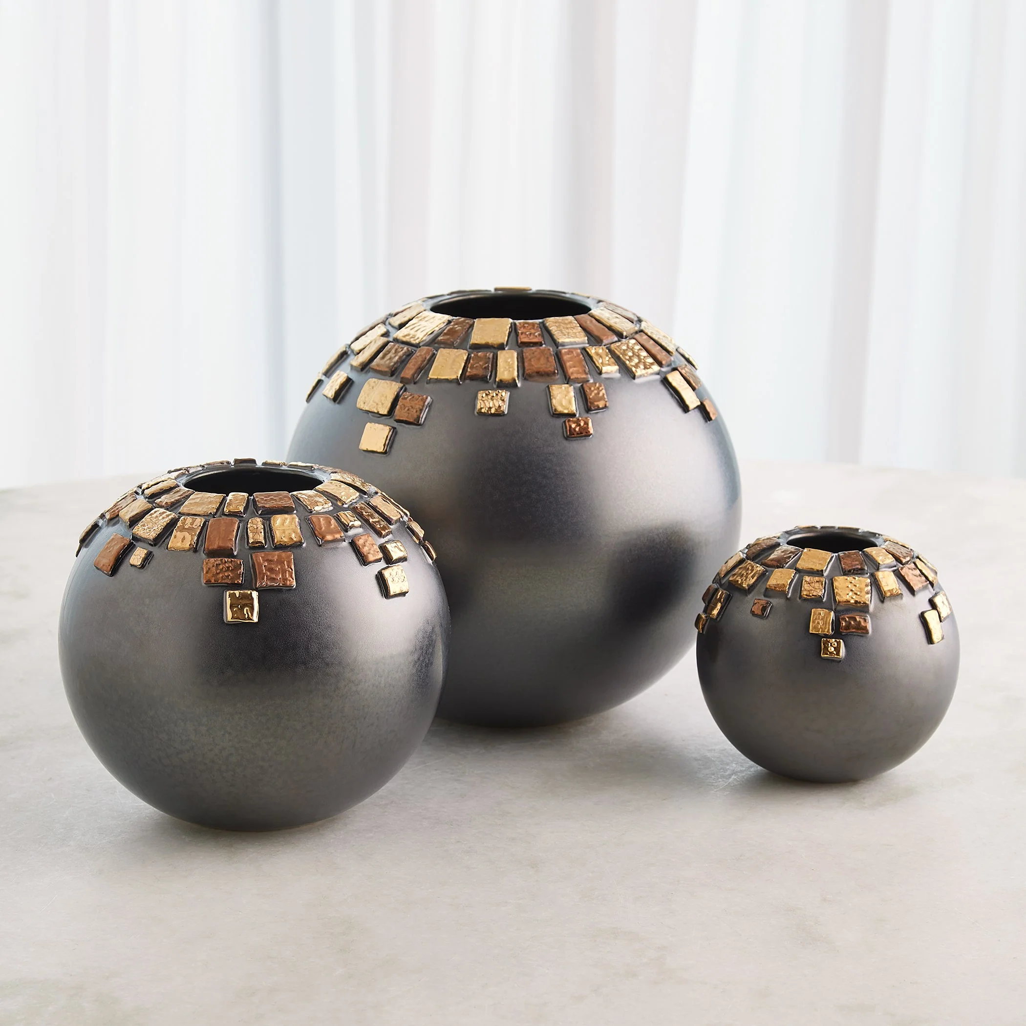 Global Views Array Vase-Black Reactive-Lg - Image 4
