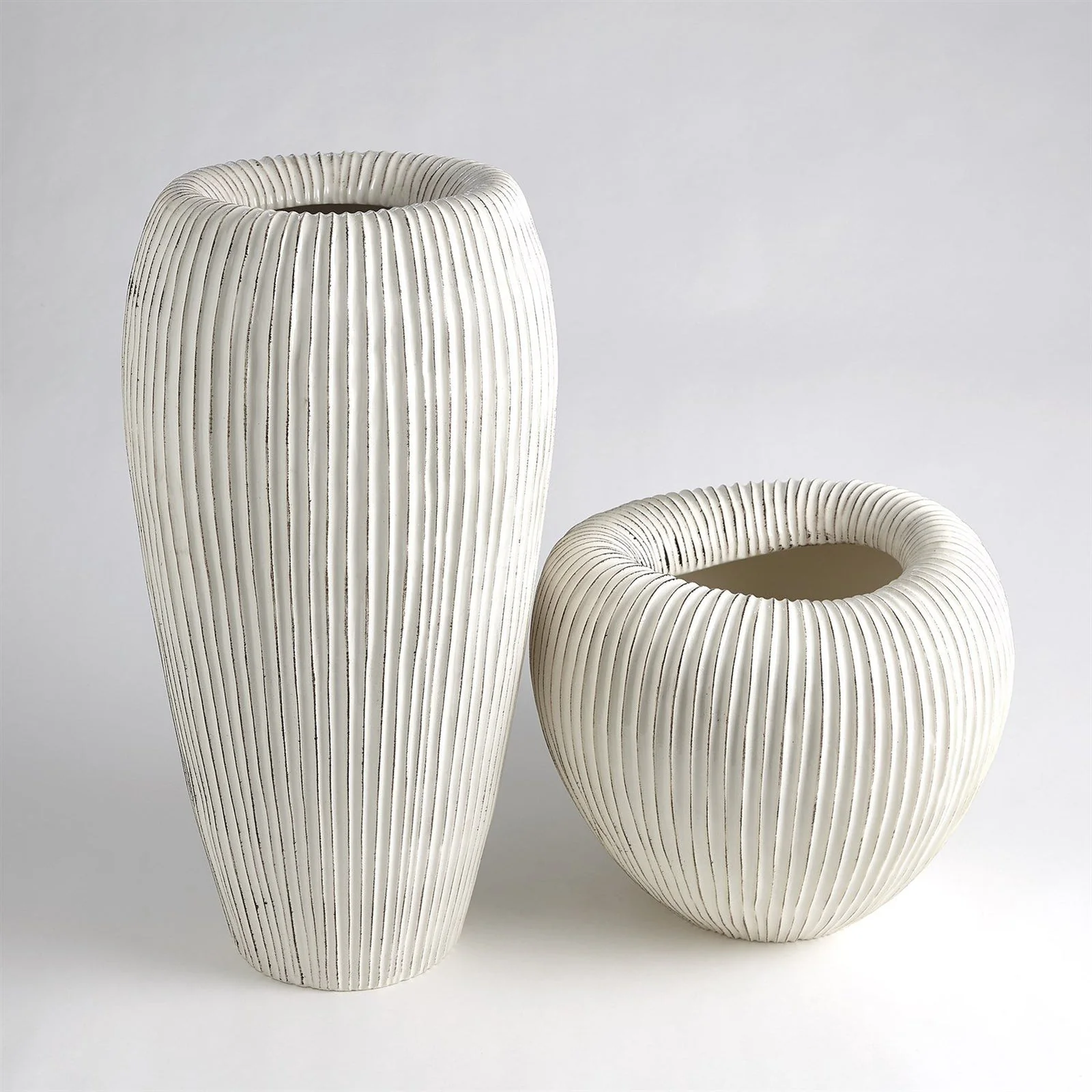 Global Views Baleen Cachepot-Ivory w/Brown Edges - Image 5