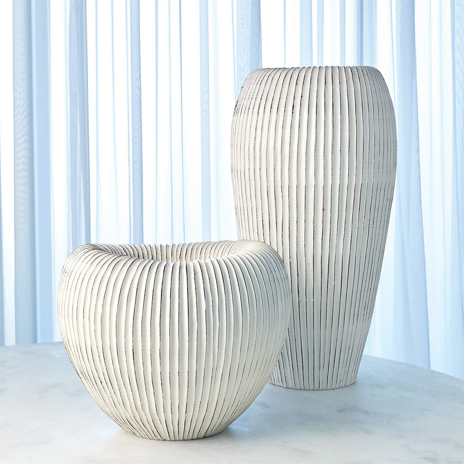 Global Views Baleen Cachepot-Ivory w/Brown Edges - Image 7