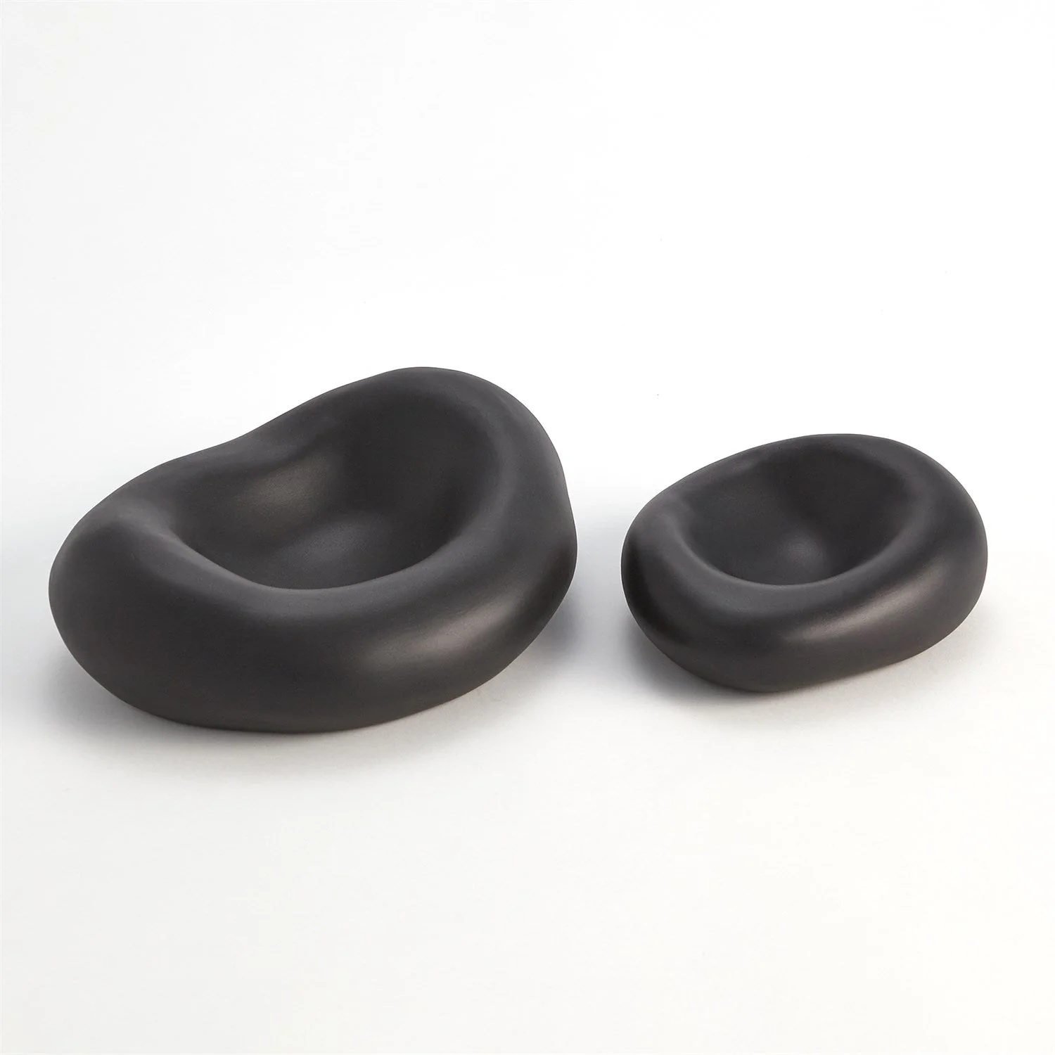 Global Views Balloon Bowl - Matte Black - Image 2