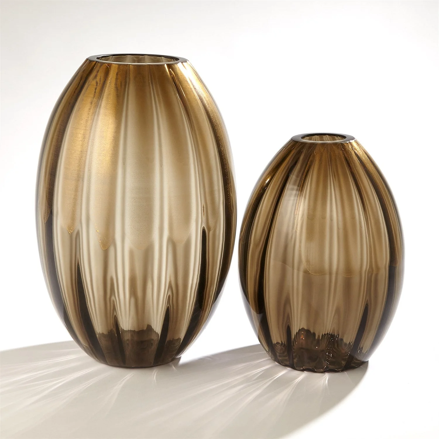 Global Views Small Balloon Vase - Image 3