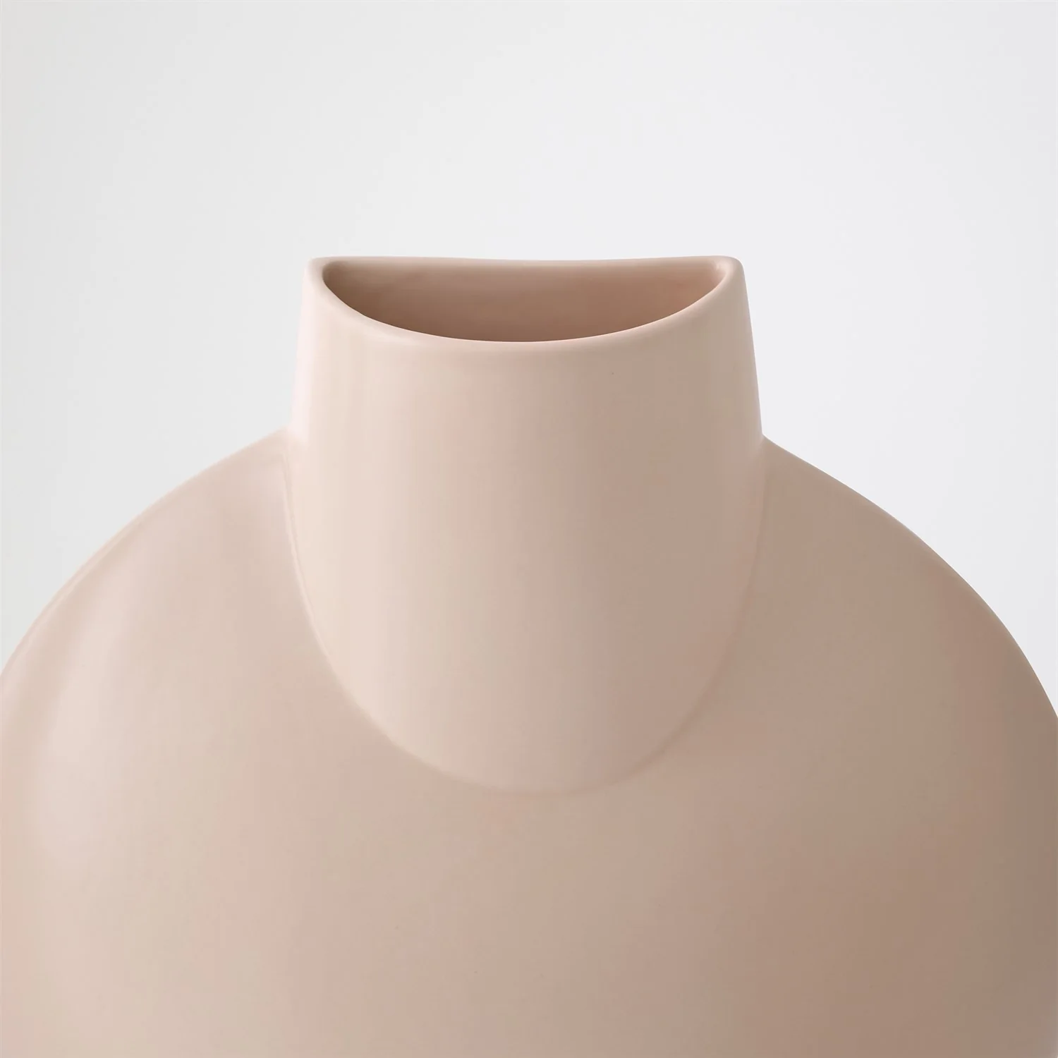 Global Views Blush Salver Vase - Image 3