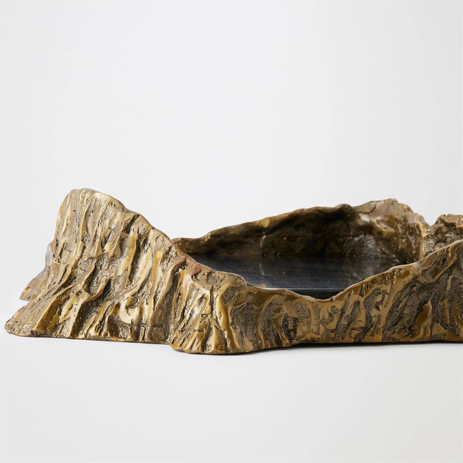 Global Views Brass Black Sequoia Tray - Image 4