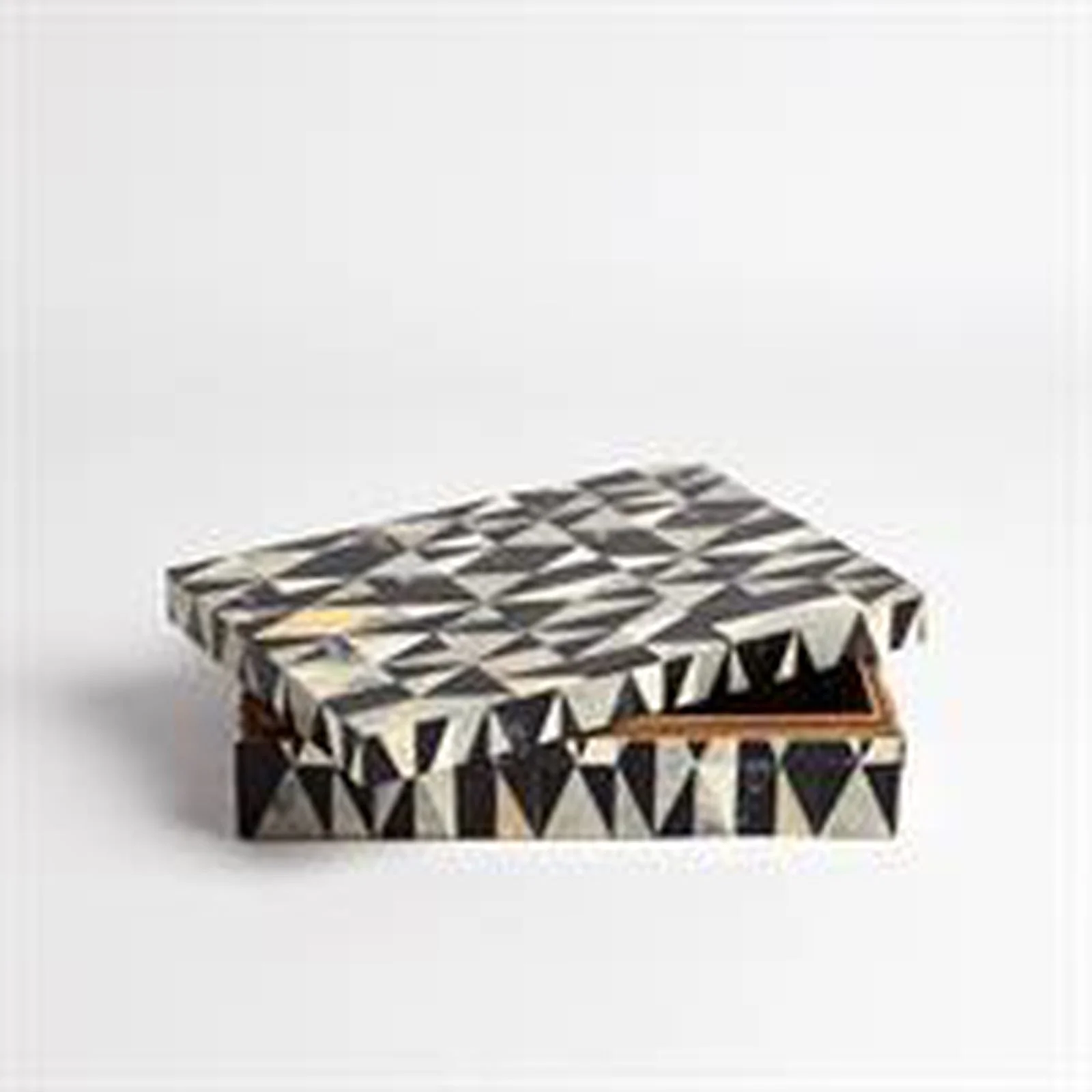 Global Views Brass Diamond Box - Image 4