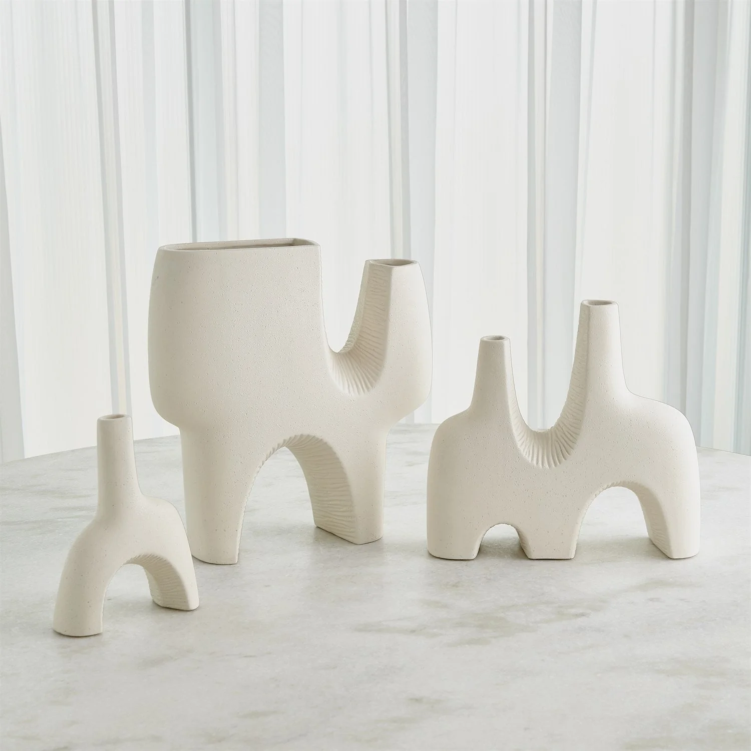 Global Views Cassel Vase - Matte White - Image 3