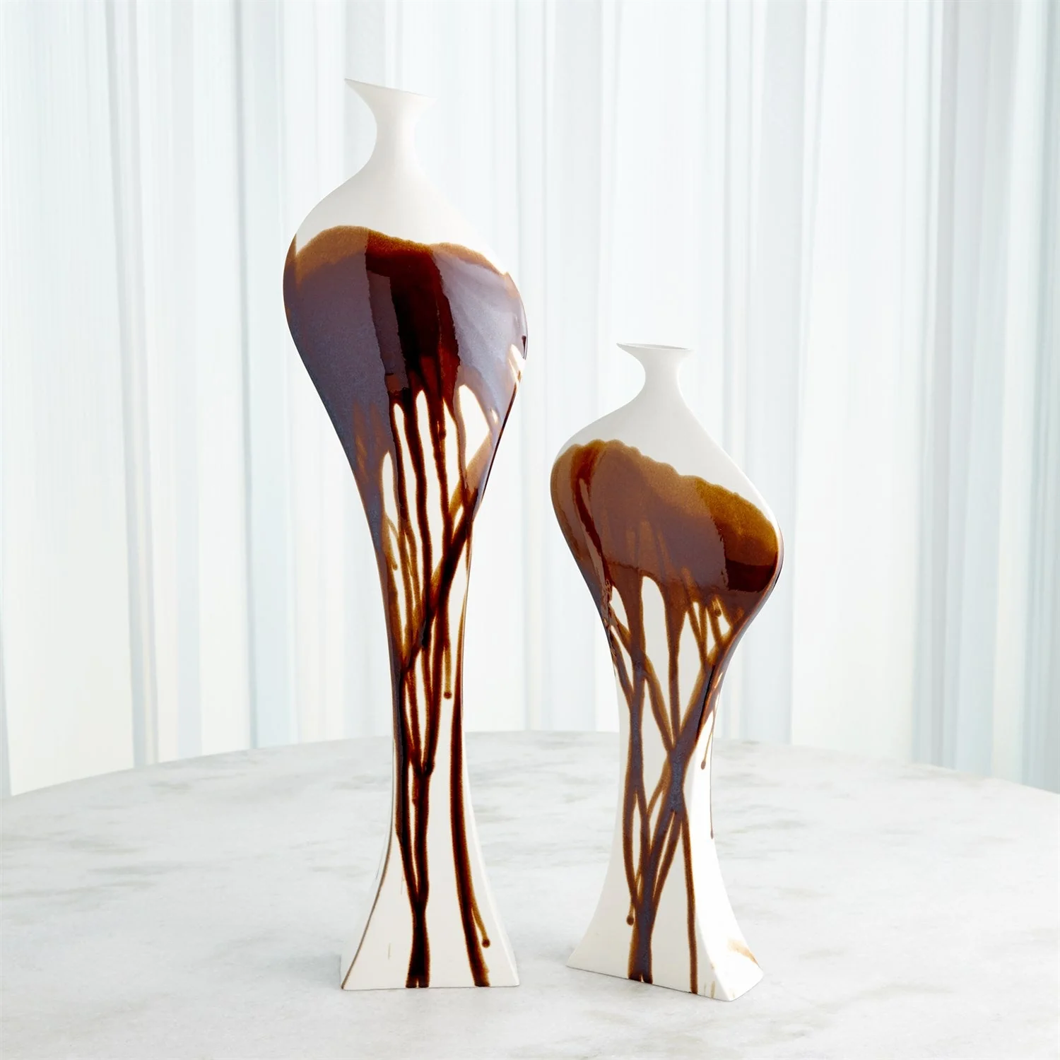 Global Views Curvy Bottle - Garnet Splash - Image 2