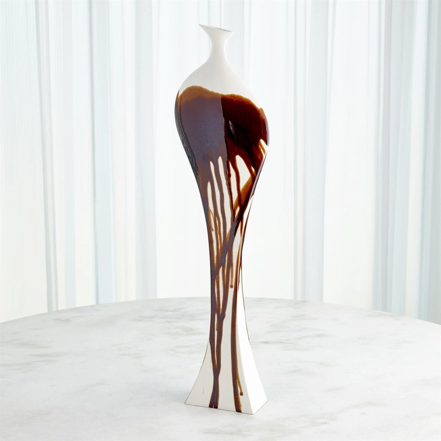 Global Views Curvy Bottle - Garnet Splash - Image 4