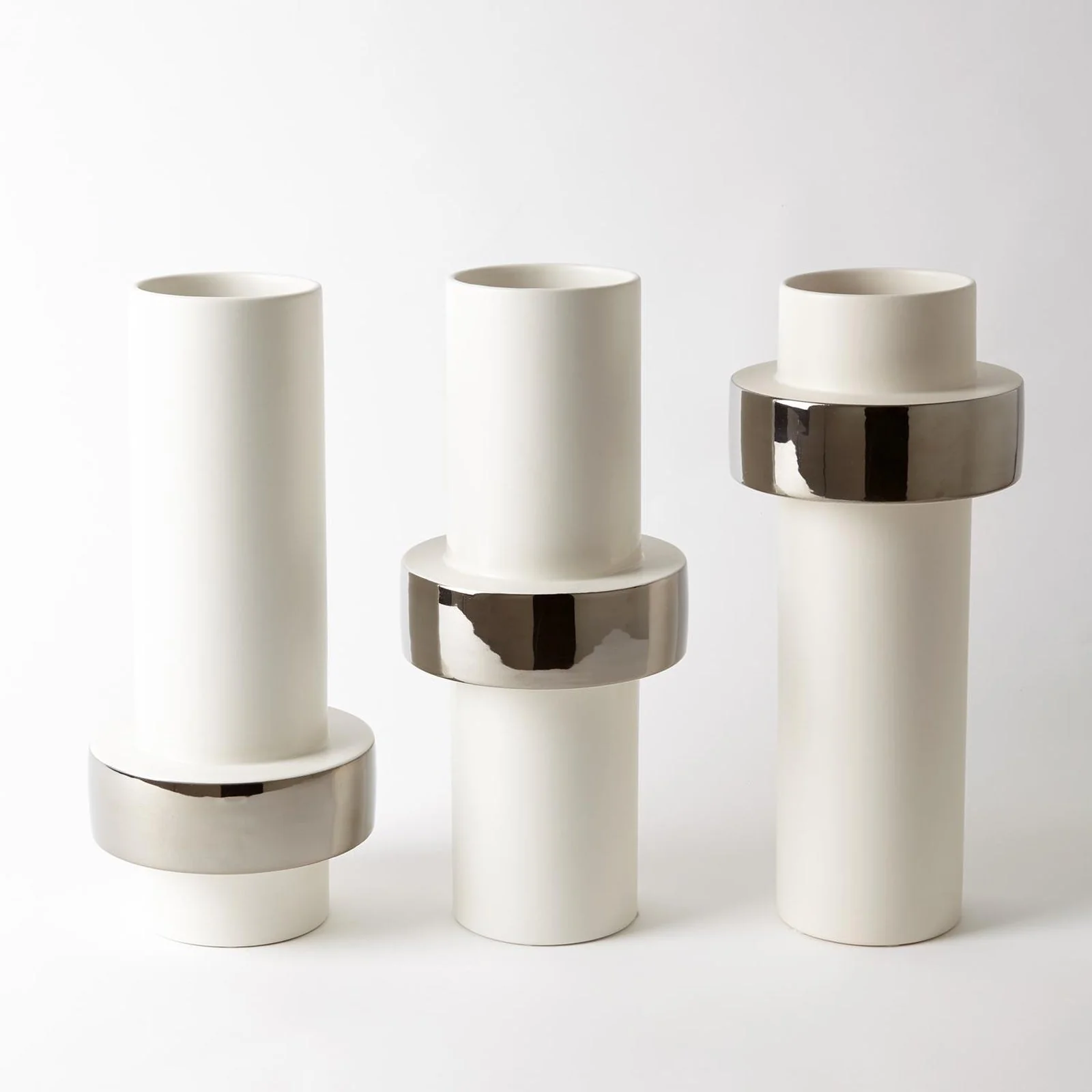 Global Views Cylindrical Ring Vase - Image 5