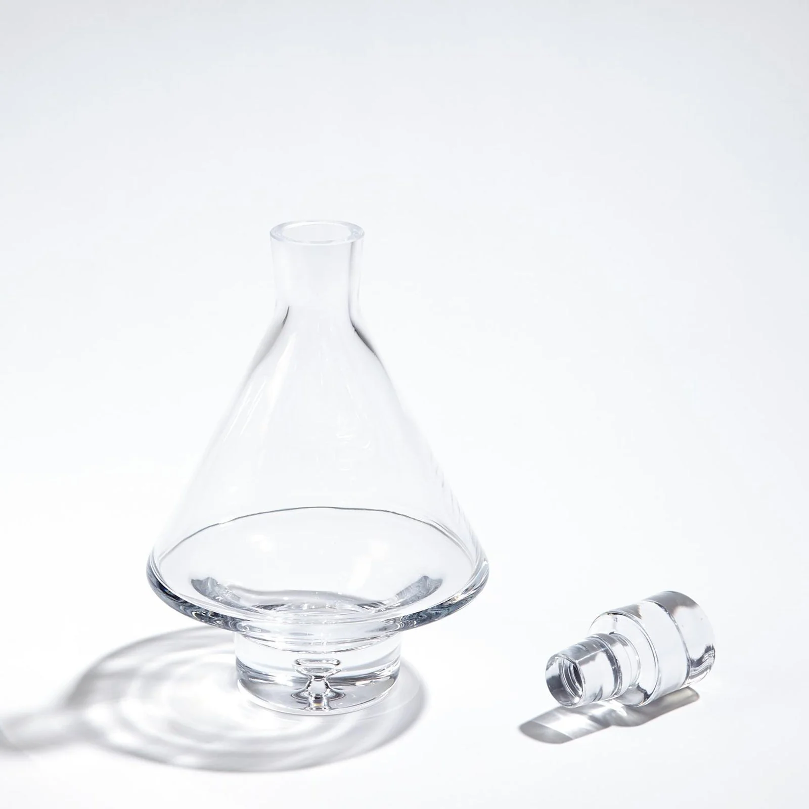 Global Views Clear Decanter - Image 3