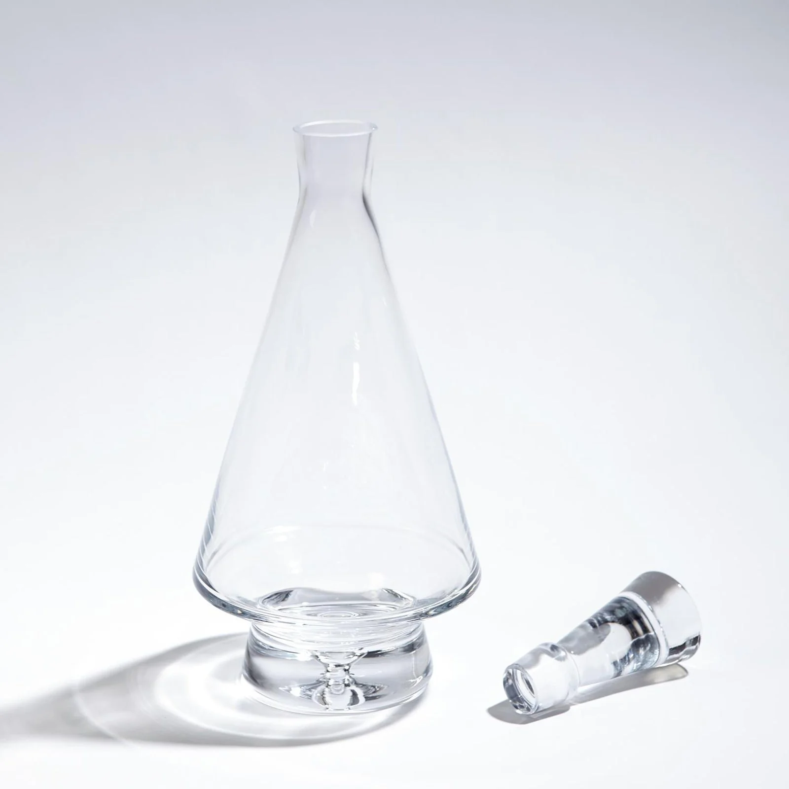 Global Views Clear Decanter - Image 6