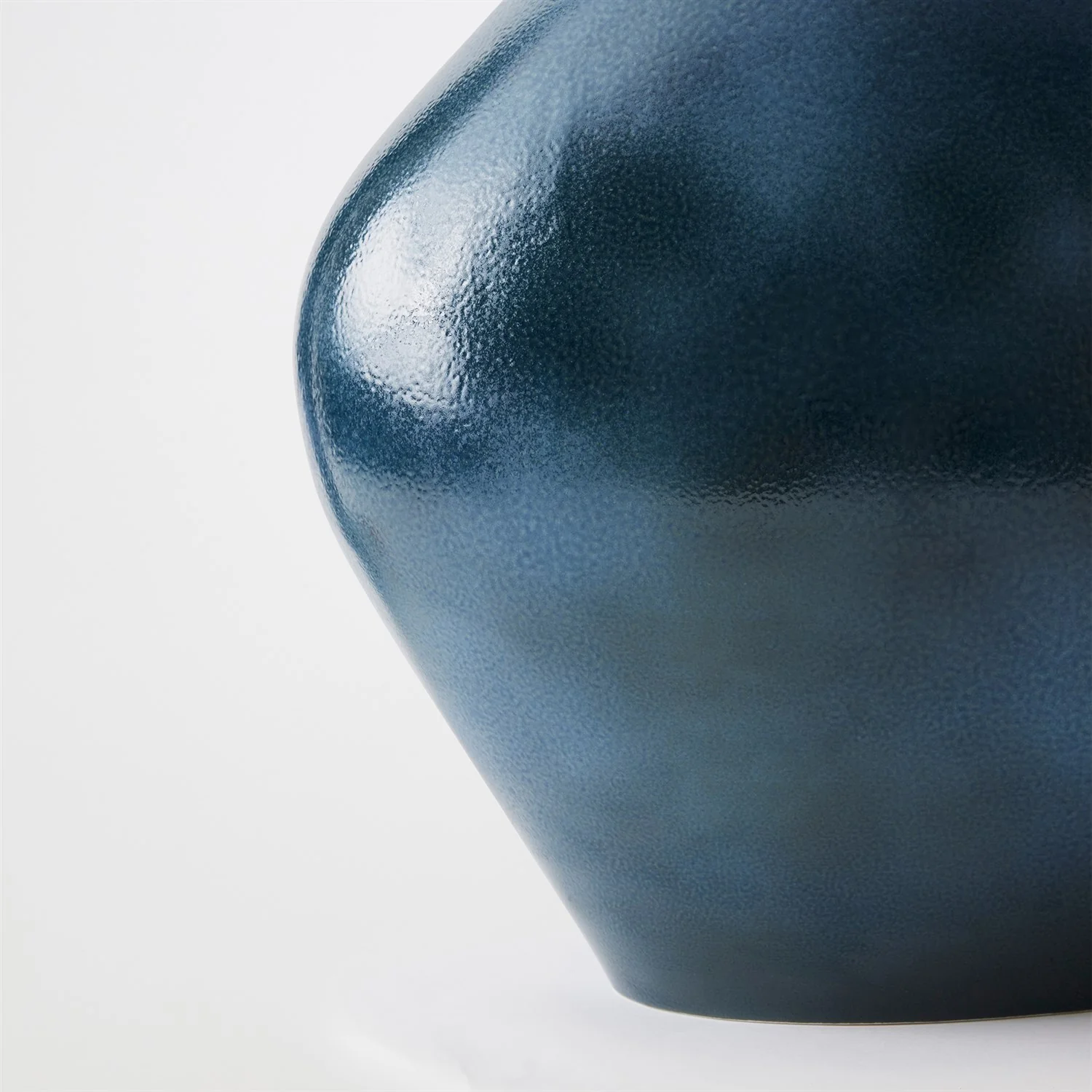 Global Views Demure Vase - Image 7