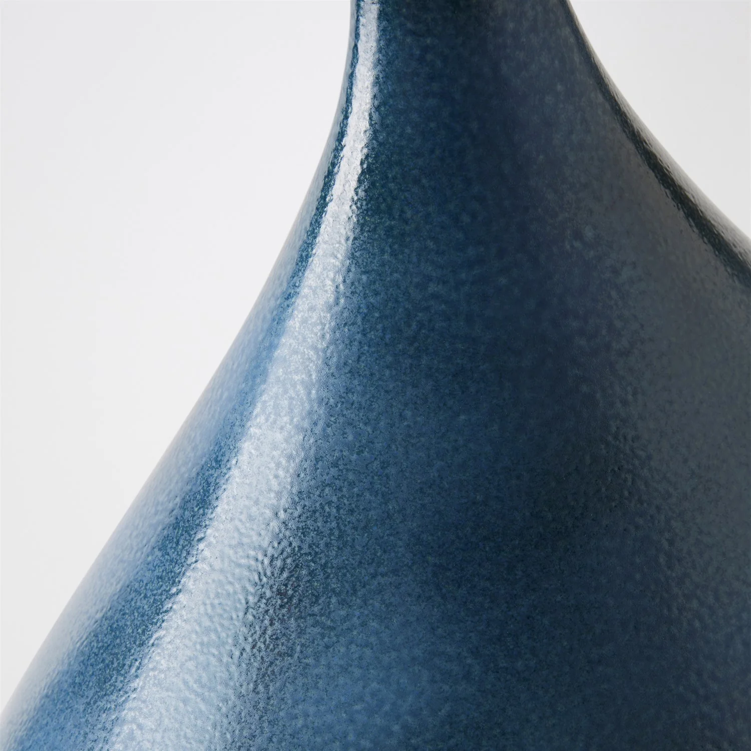 Global Views Demure Vase - Image 8