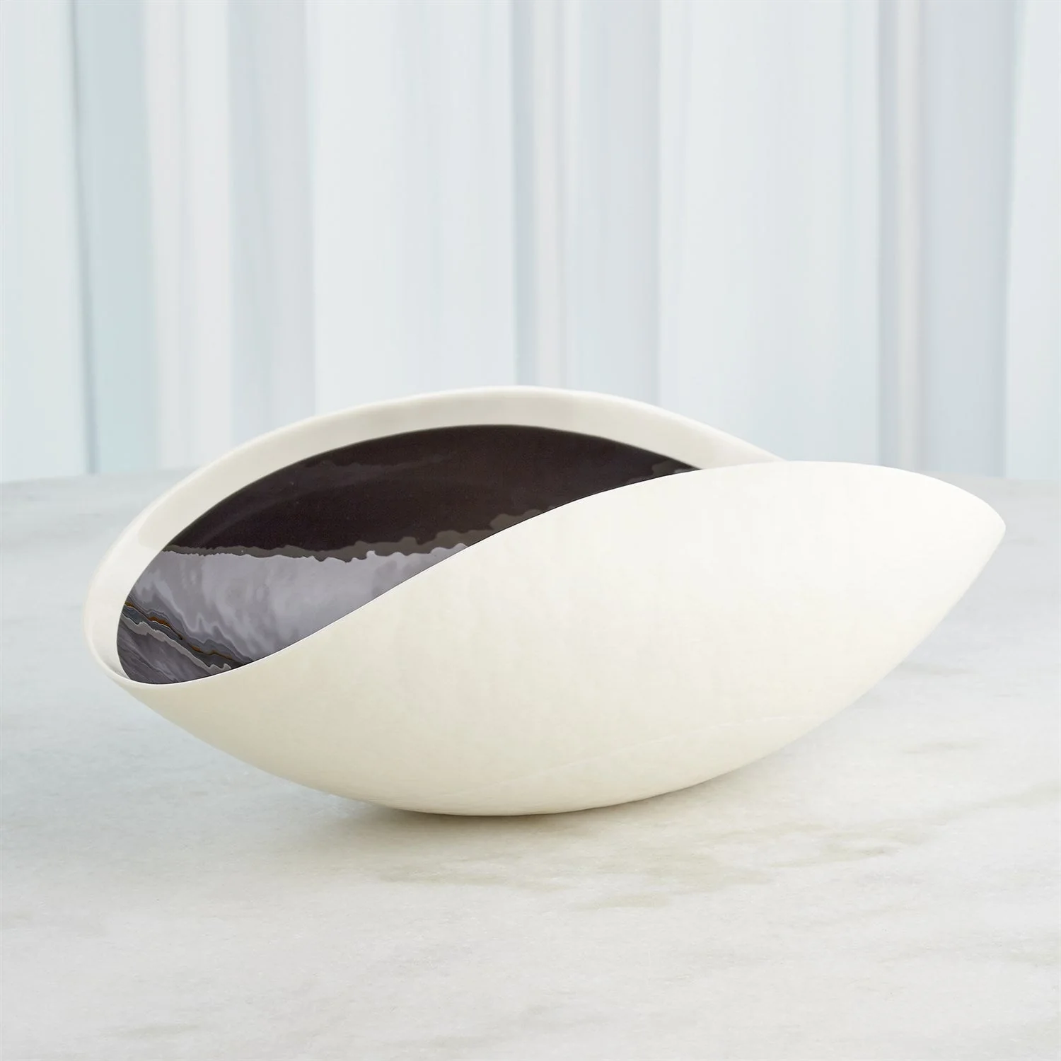Global Views Ebony & Ivory Collection - Image 4