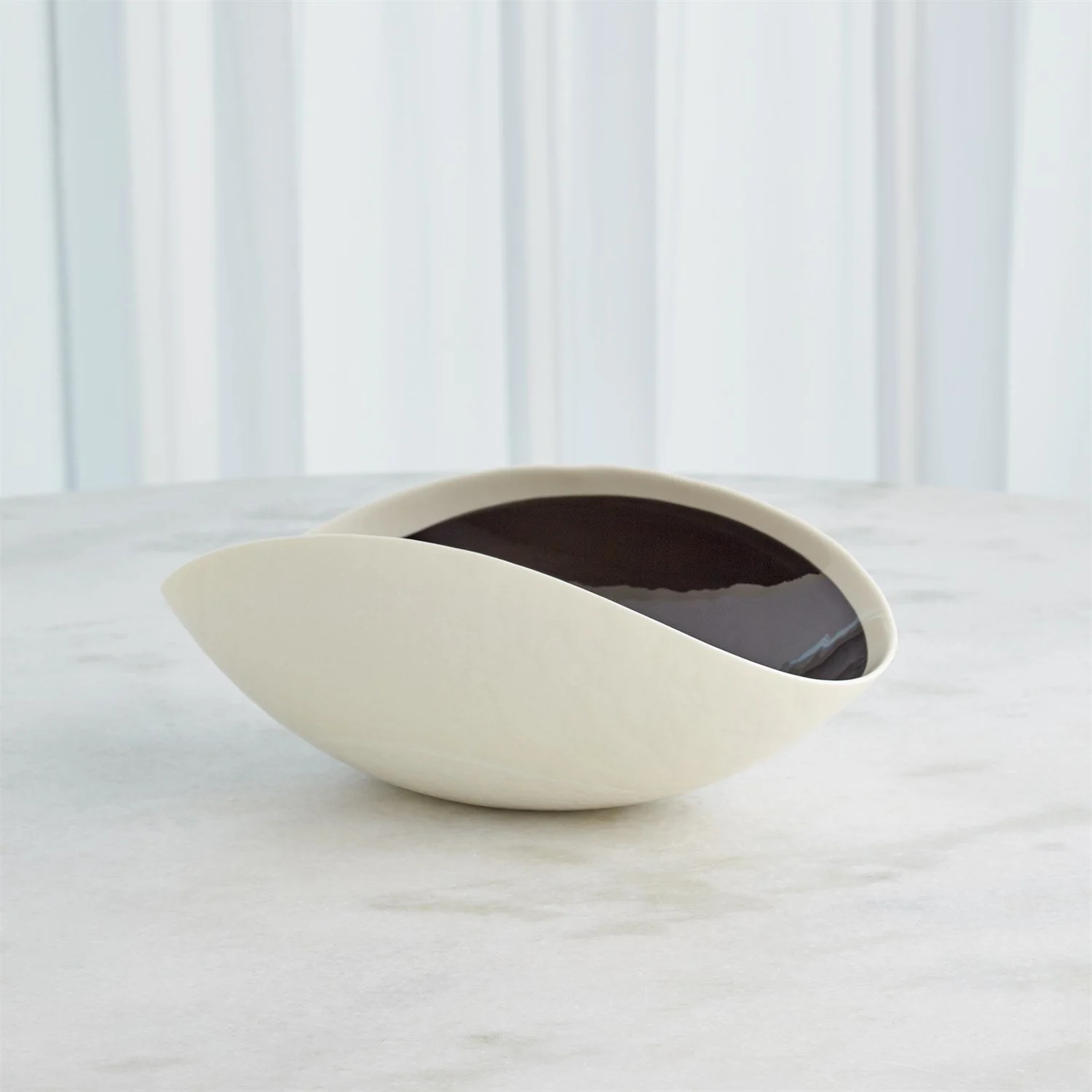 Global Views Ebony & Ivory Collection - Image 6