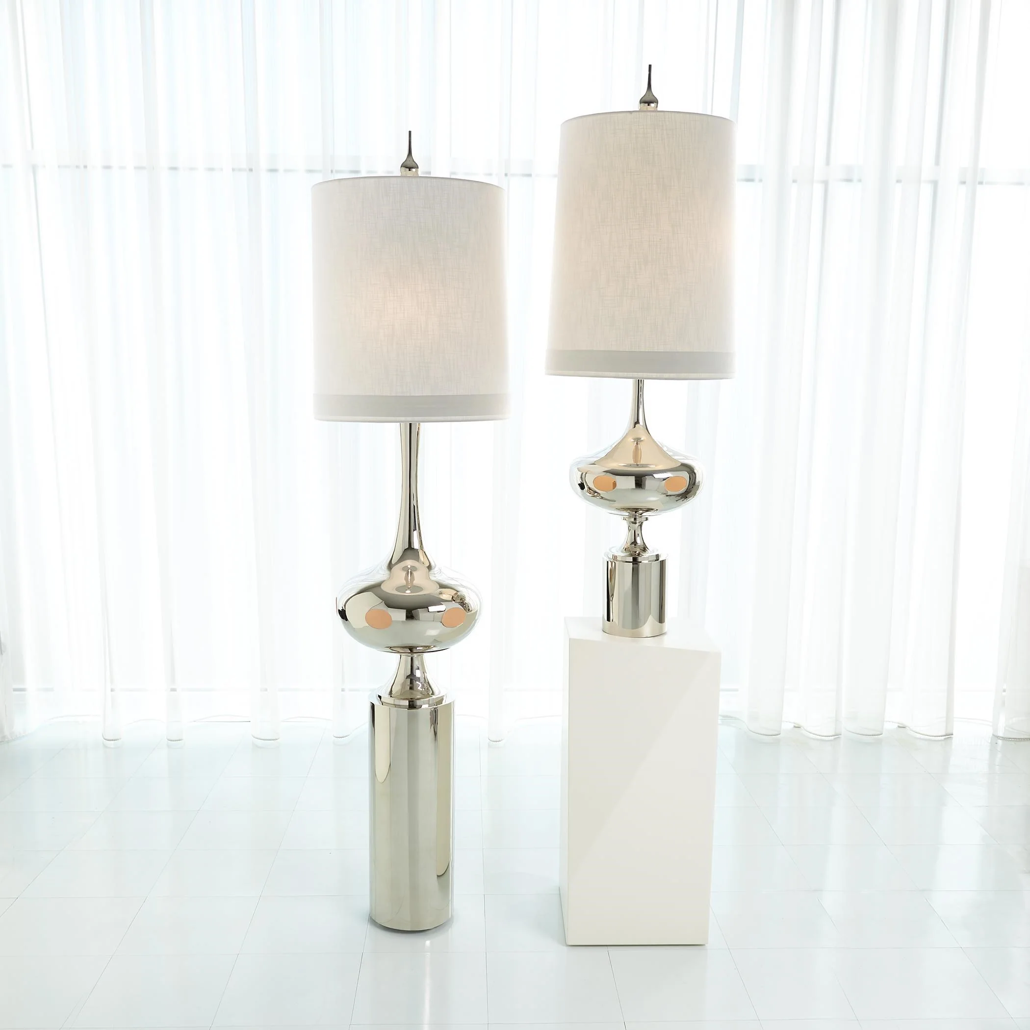 Global Views Extraterrestrial Floor Lamp - Image 3
