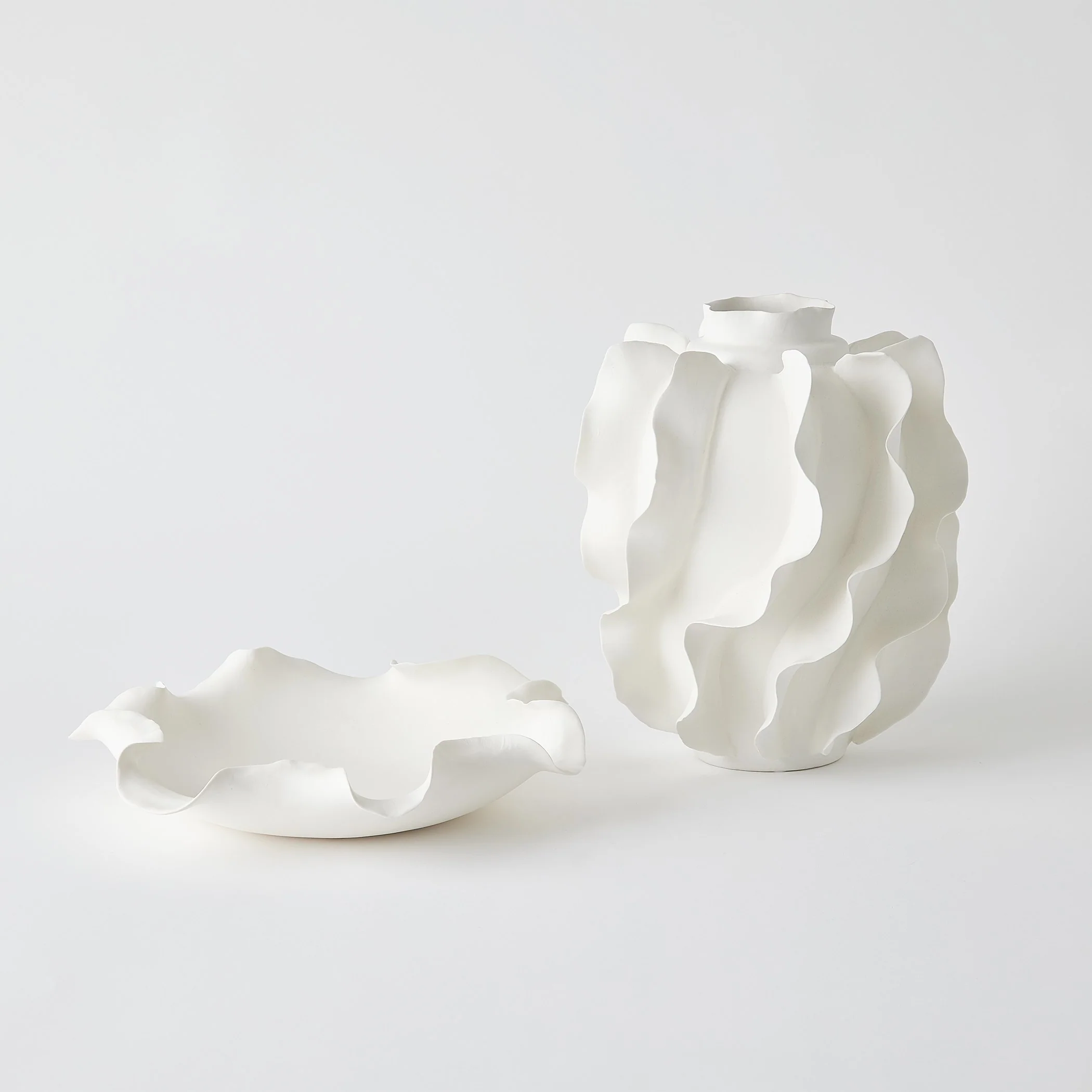 Global Views Folios Vase Matte White - Image 3