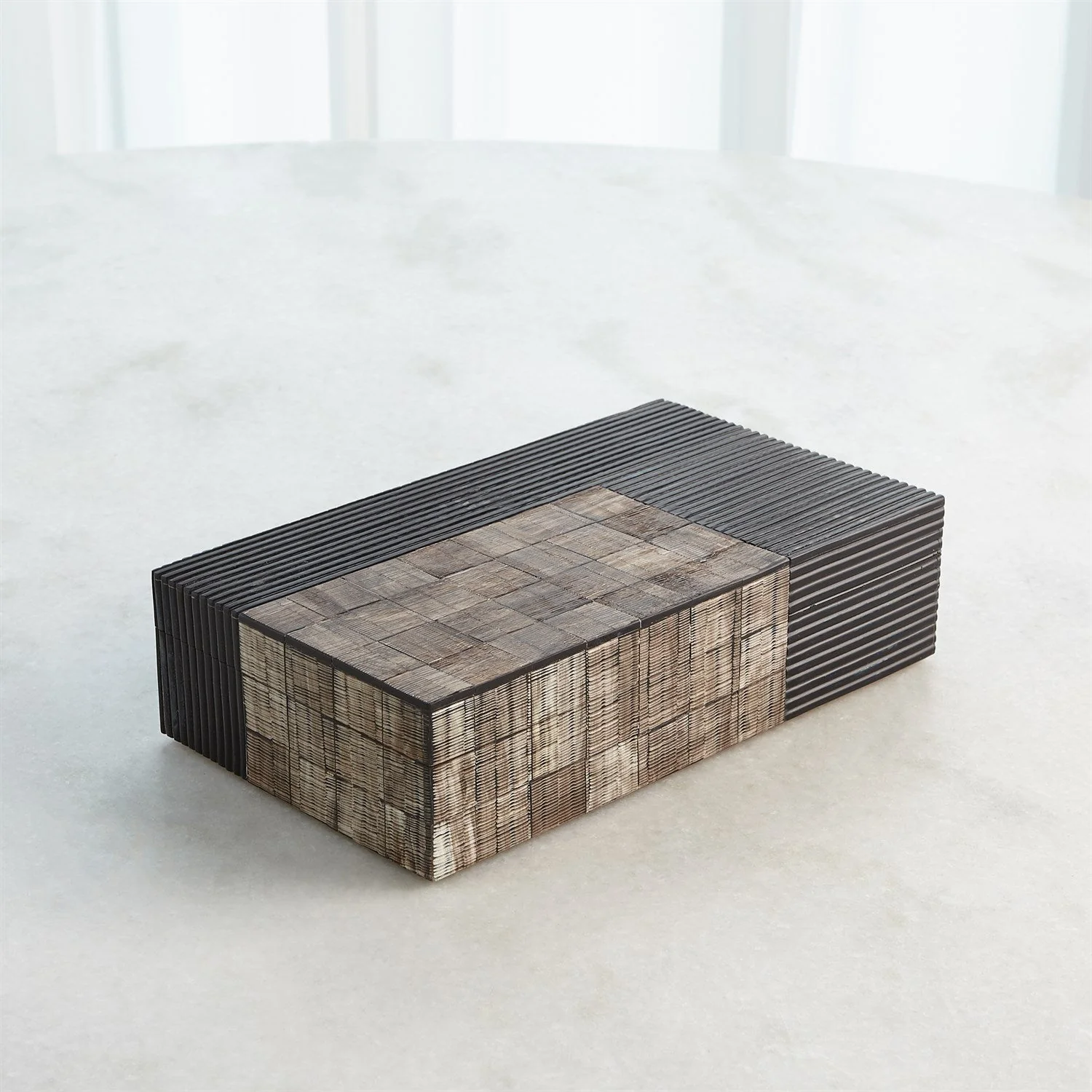 Global Views Gilles Ribbed Horn/Resin Box - Image 12