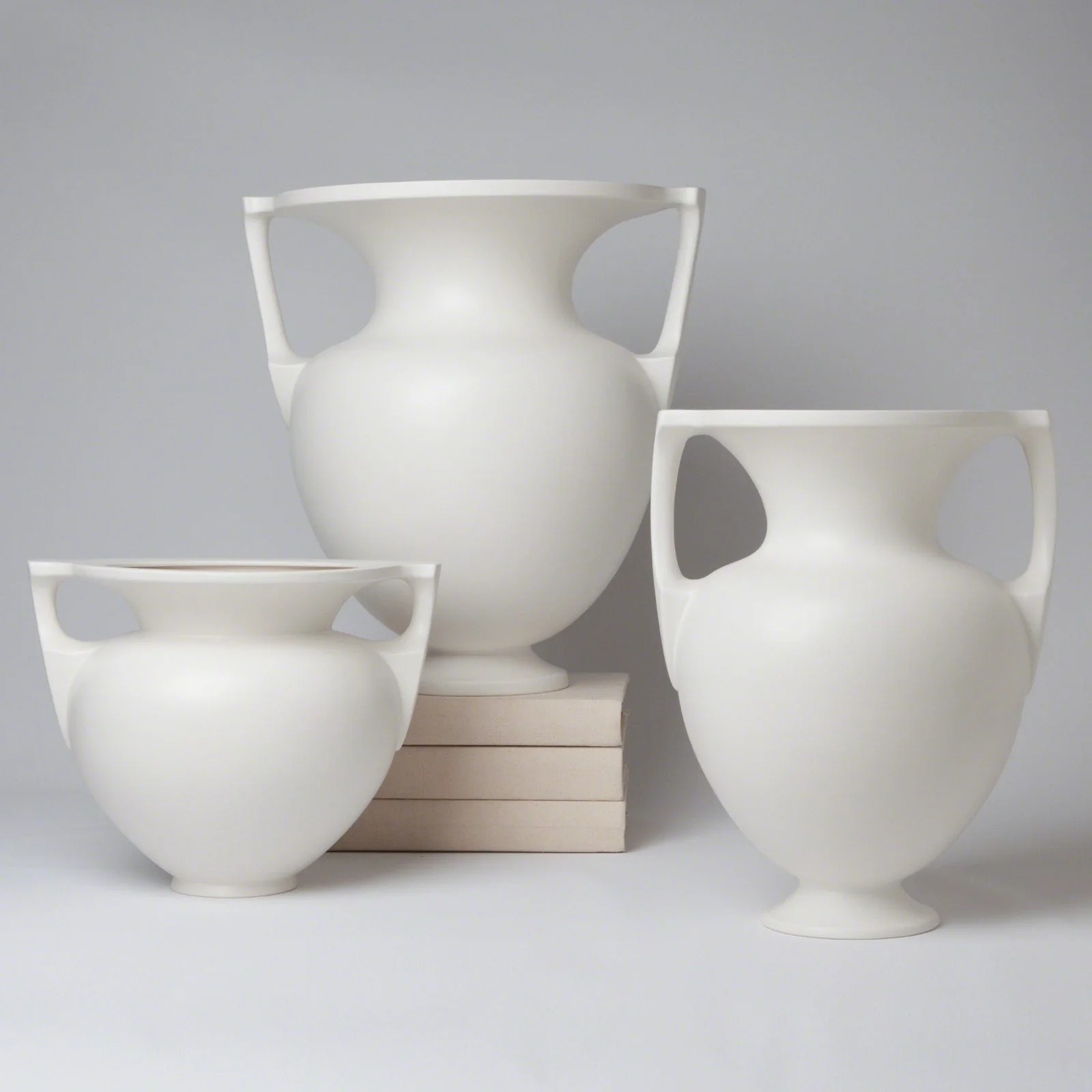 Global Views Grecian Amphora - Image 4