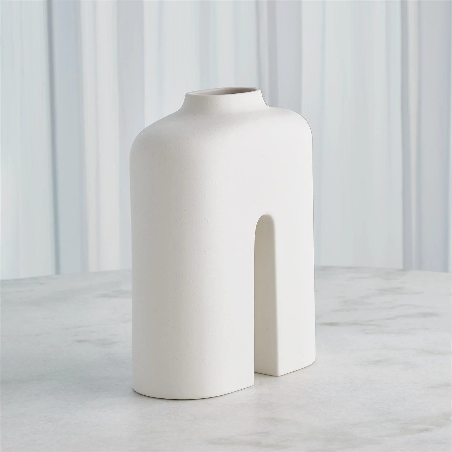 Global Views Guardian Vase - White Cream - Image 4