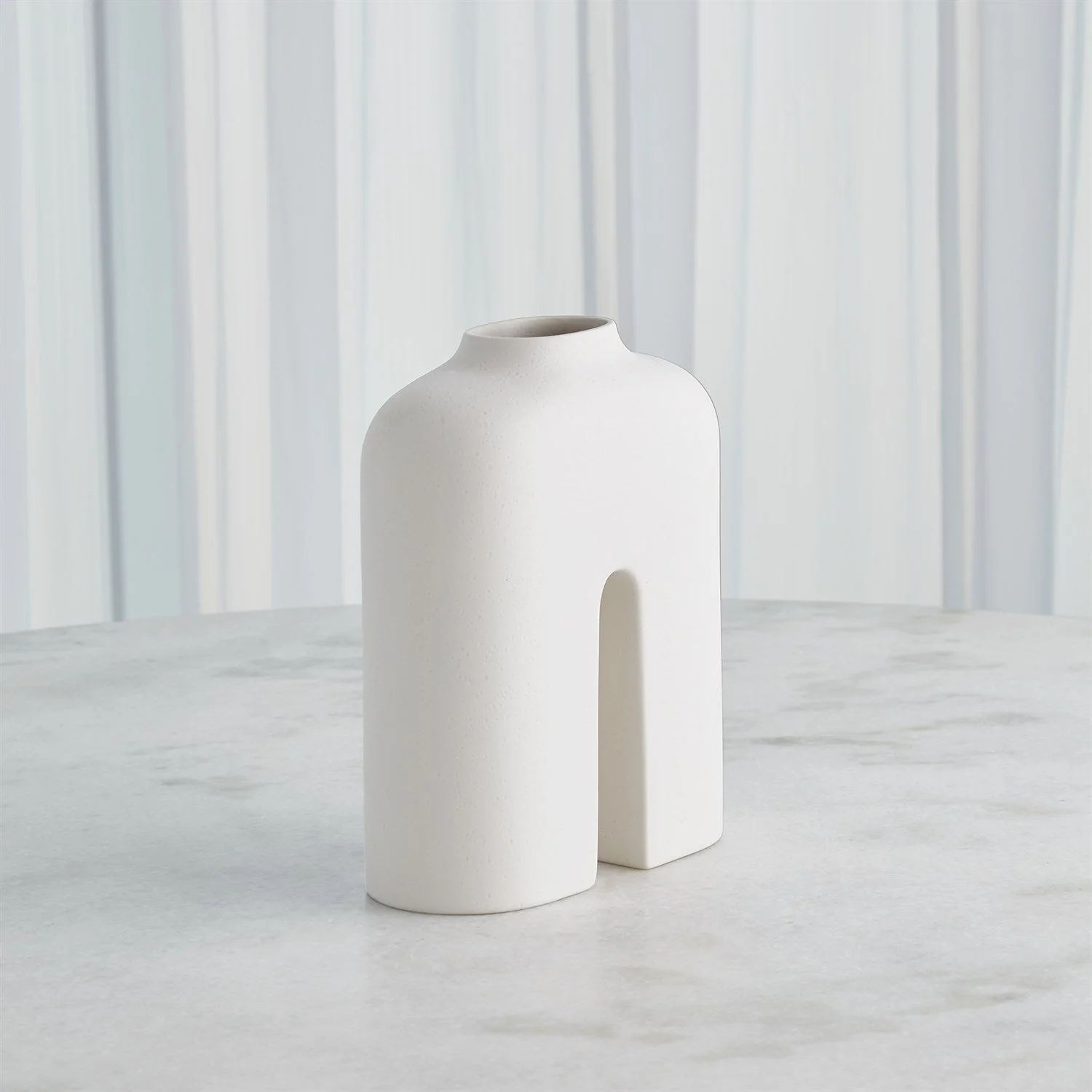 Global Views Guardian Vase - White Cream - Image 8