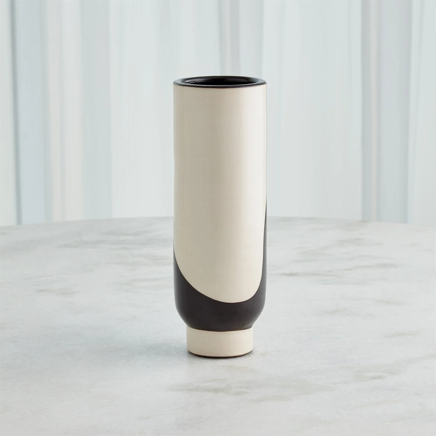 Global Views Hombra and Simple Face Vase Clearance - Image 5