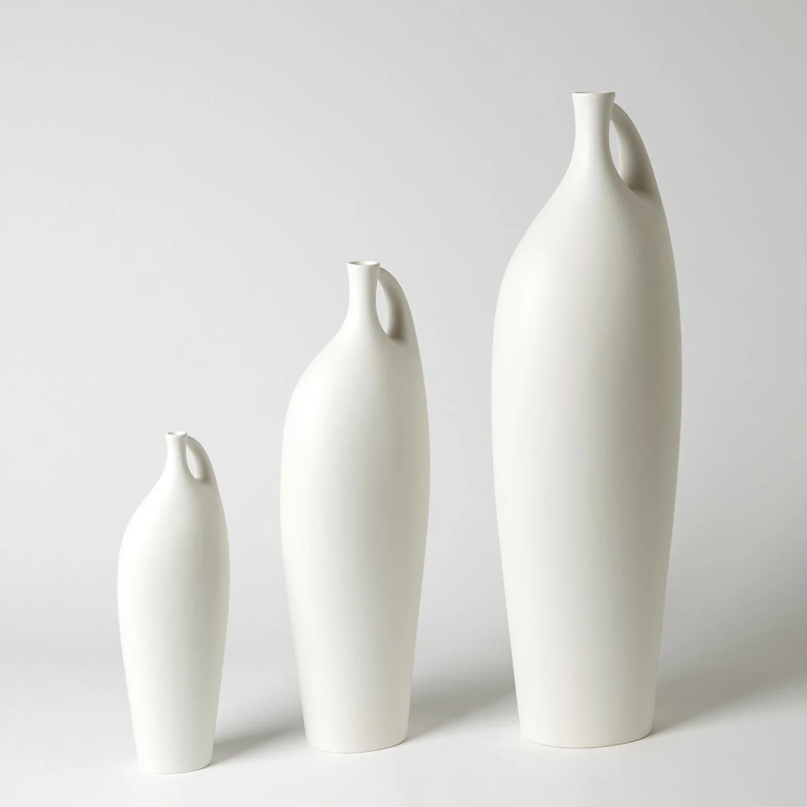 Global Views Indentation Vase-Matte White - Image 8