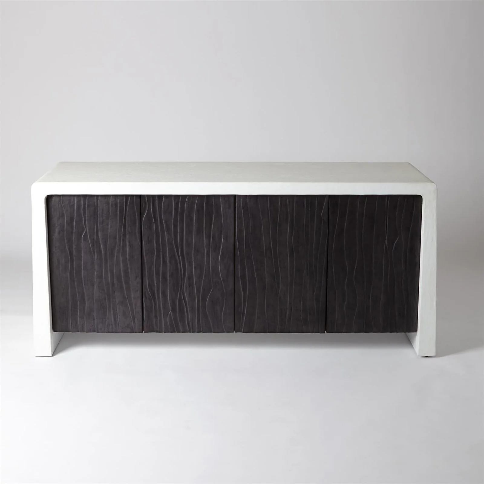 Global Views Karl Cabinet