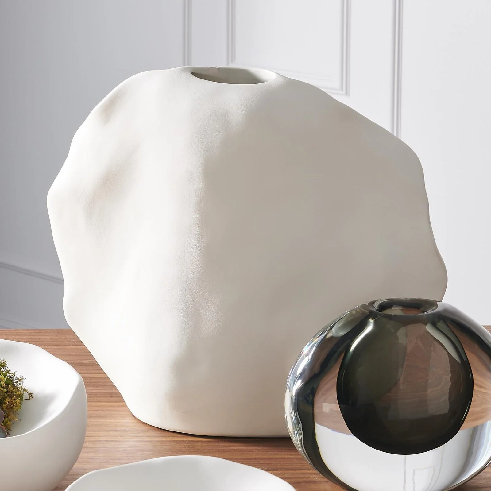 Global Views Kelp Vase Matte White - Image 11