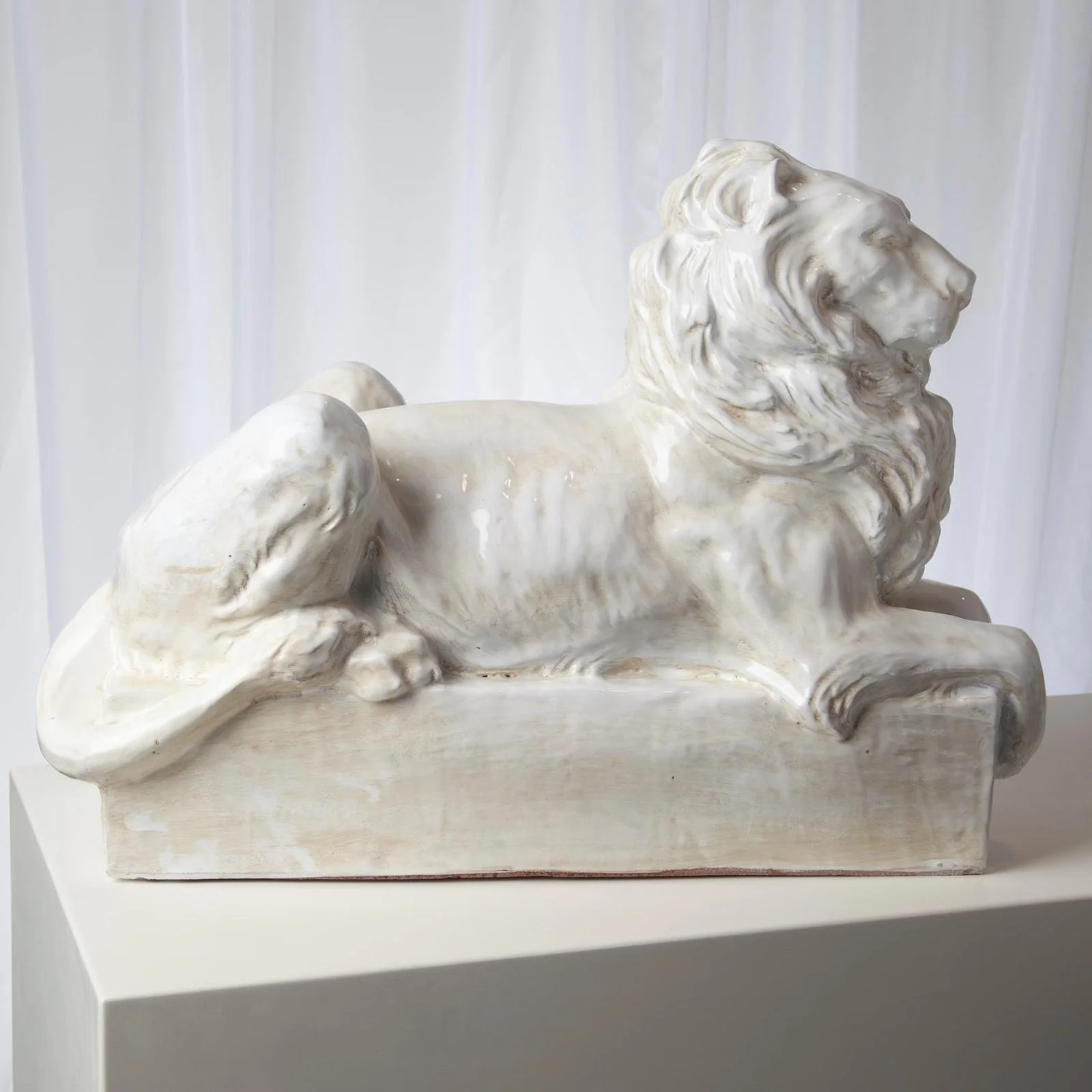 Global Views Lion Sculpture - Image 4